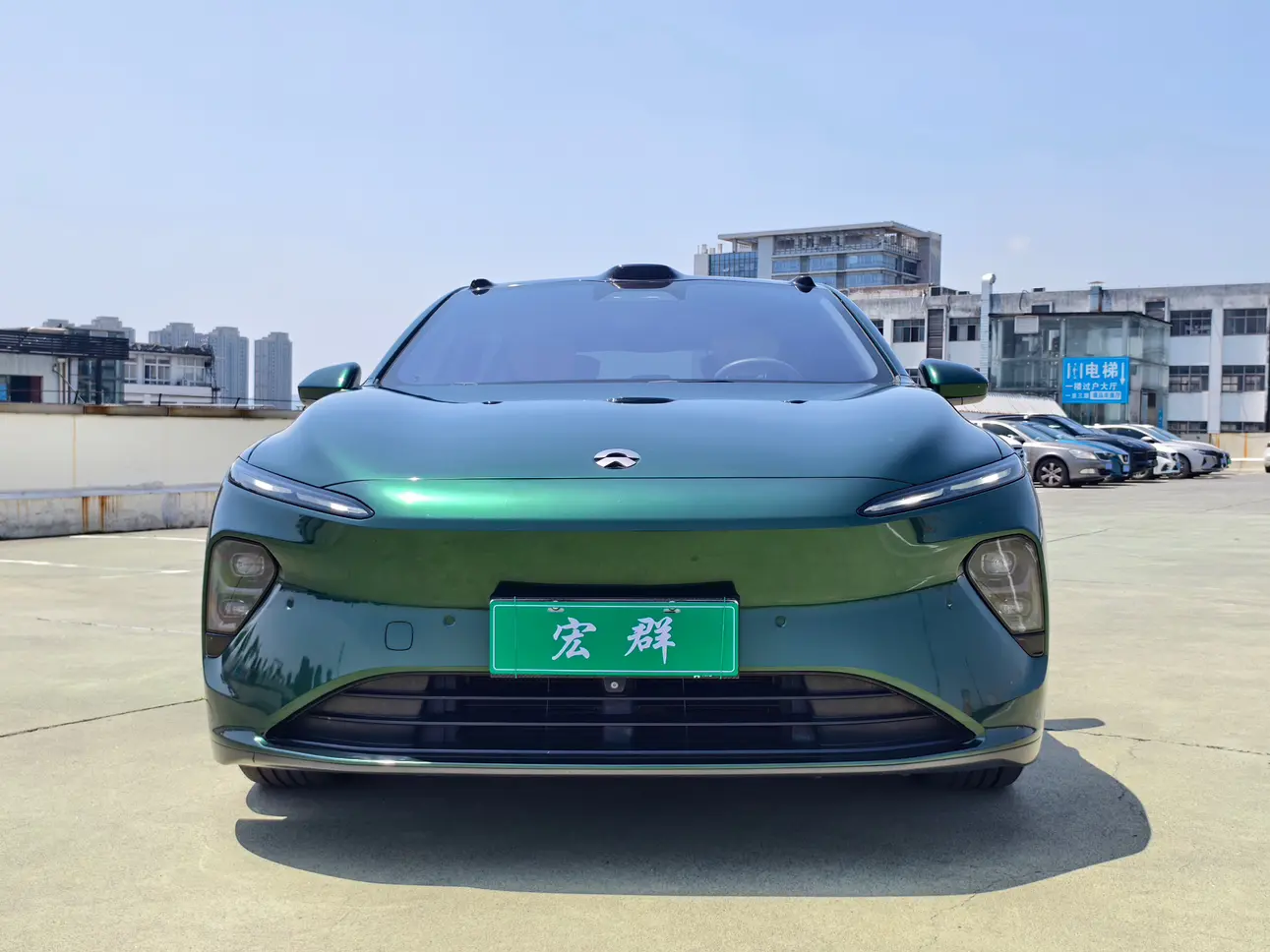 NIO ET7