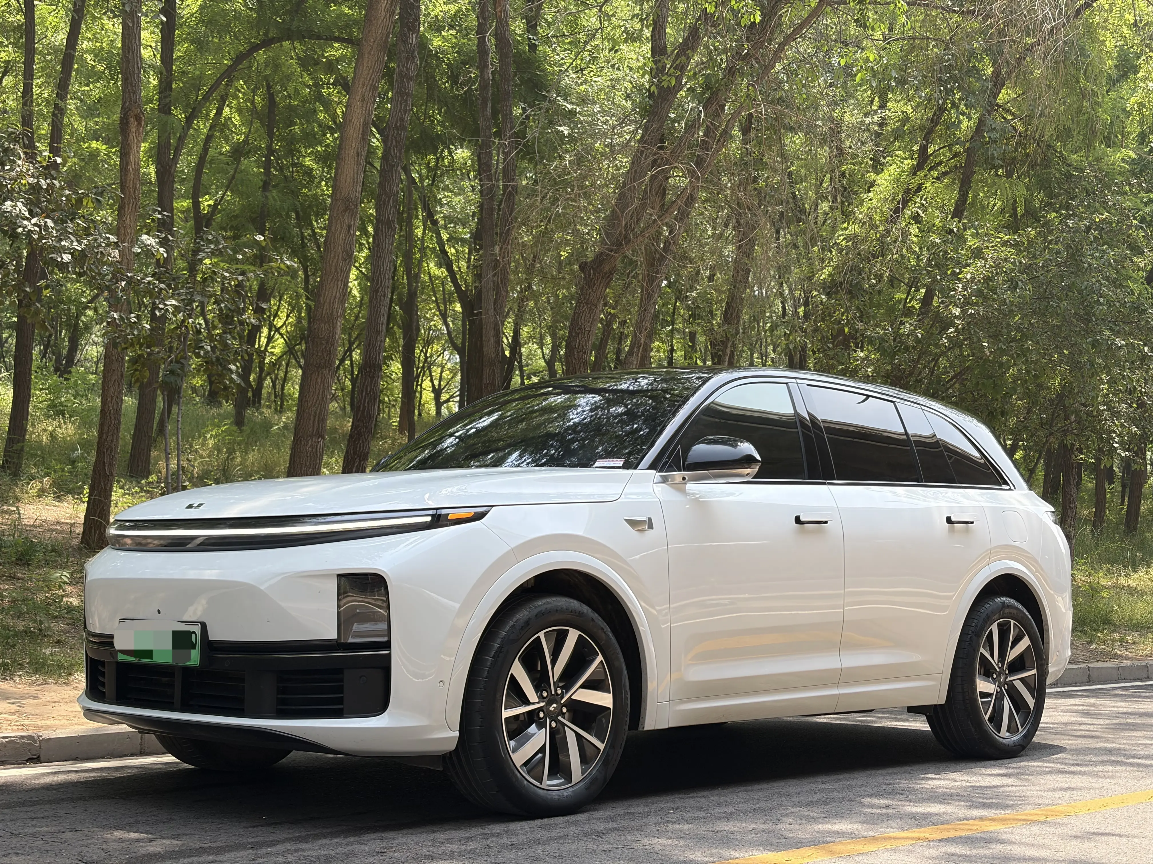 Lixiang L7