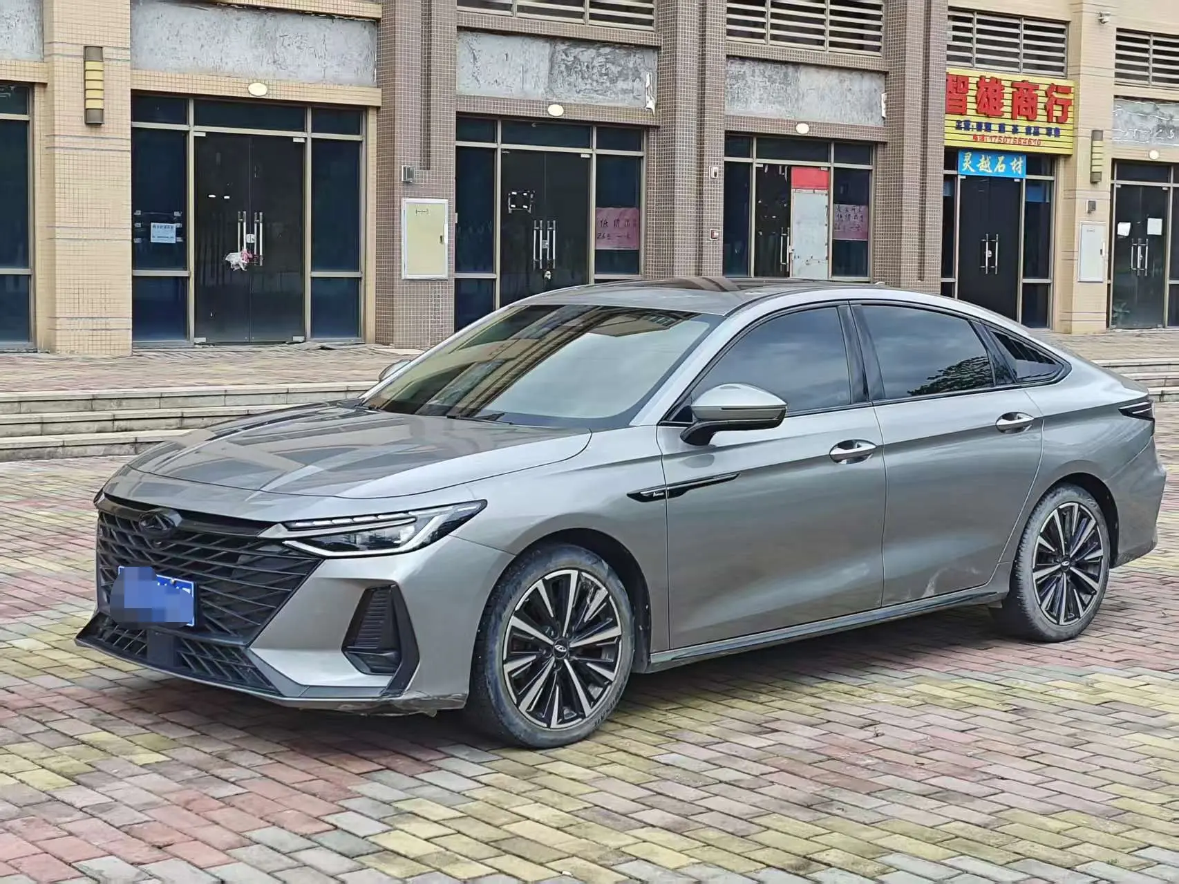 Chery Arrizo 8