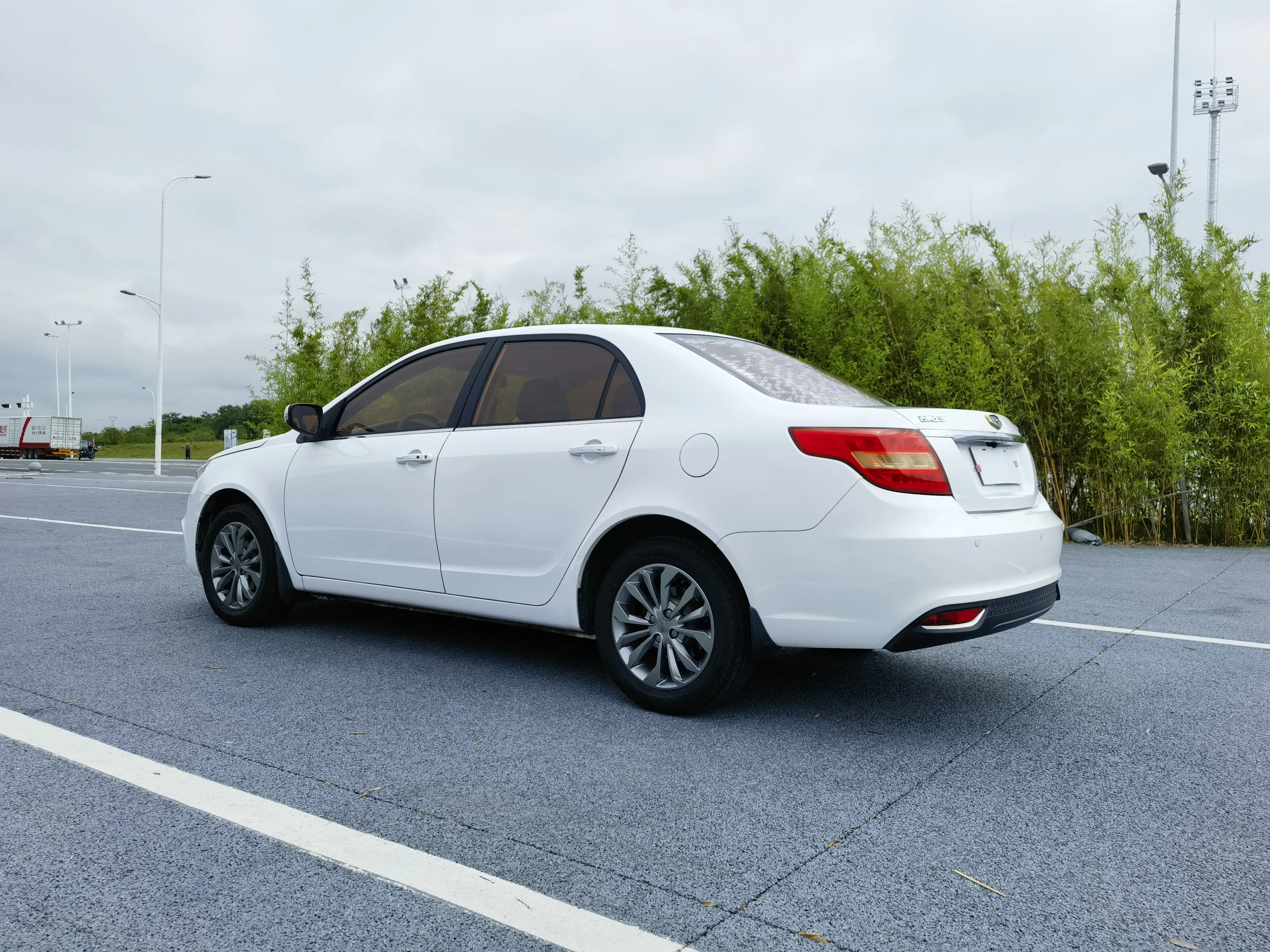 Geely Vision