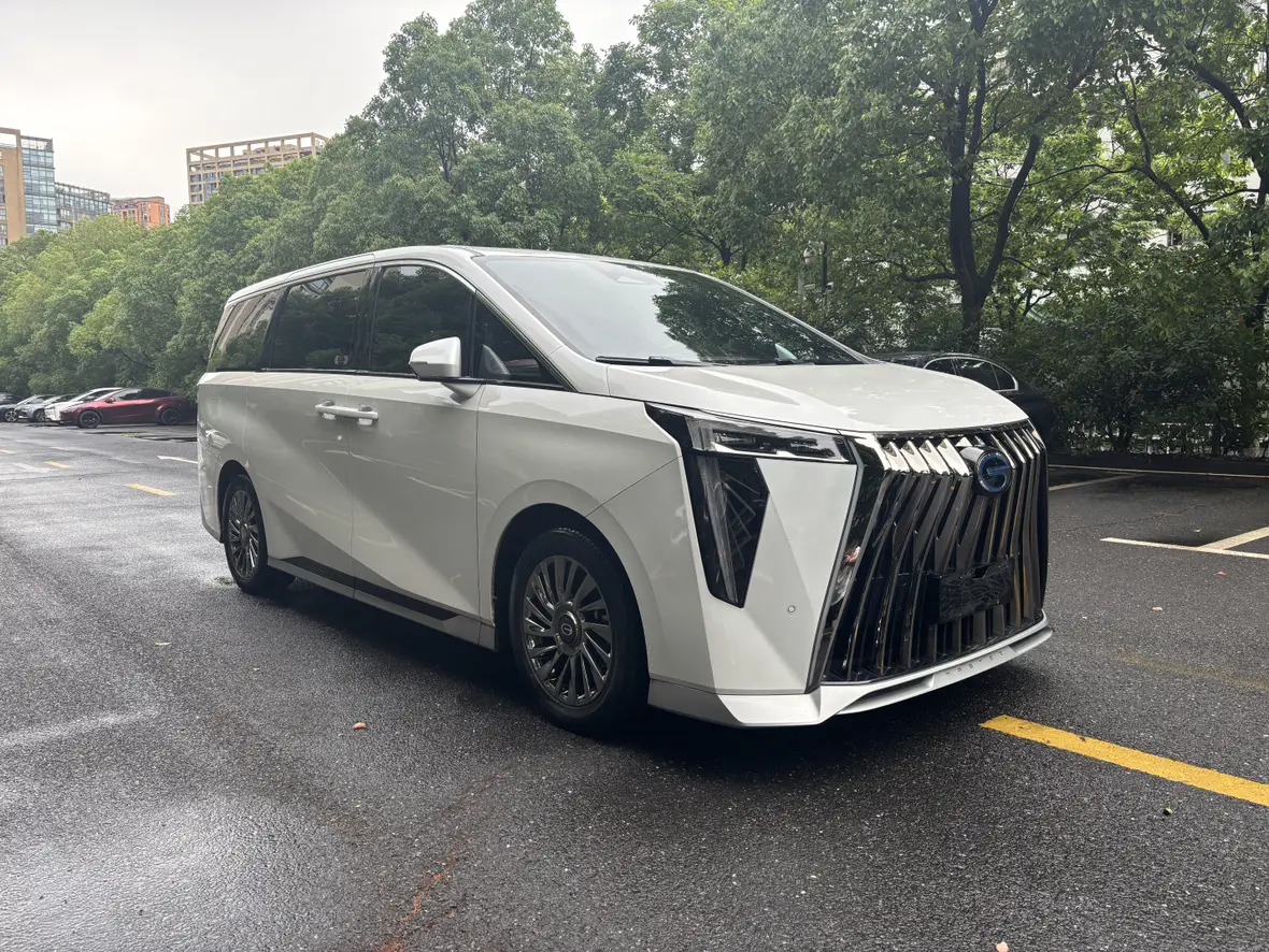 GAC Trumpchi M8