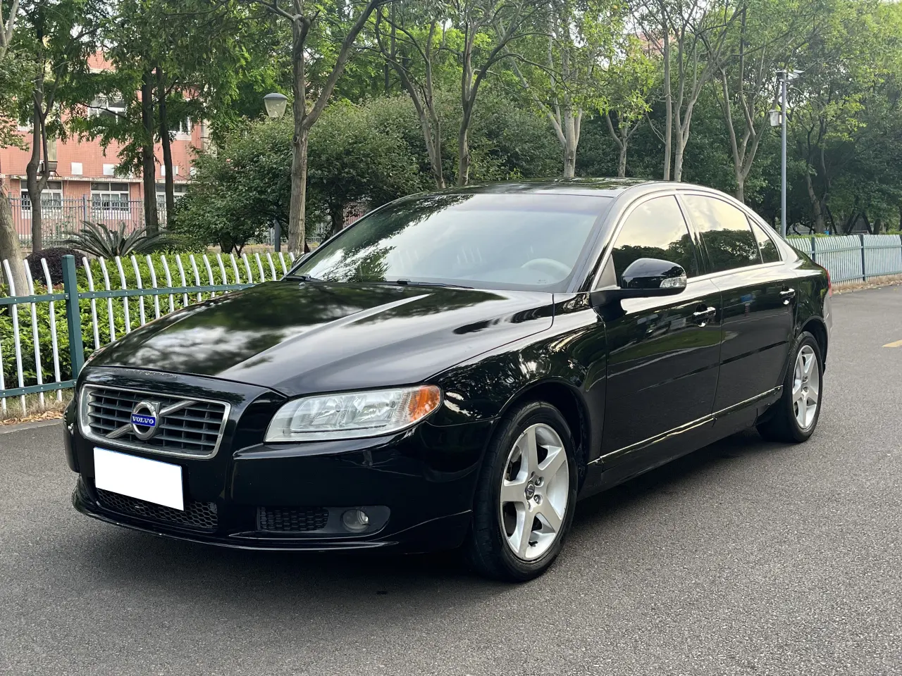 Volvo S80L