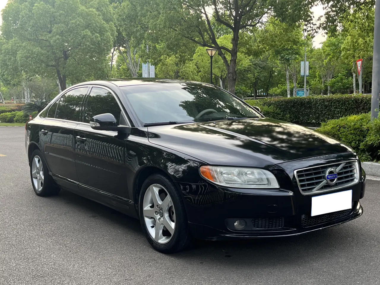 Volvo S80L