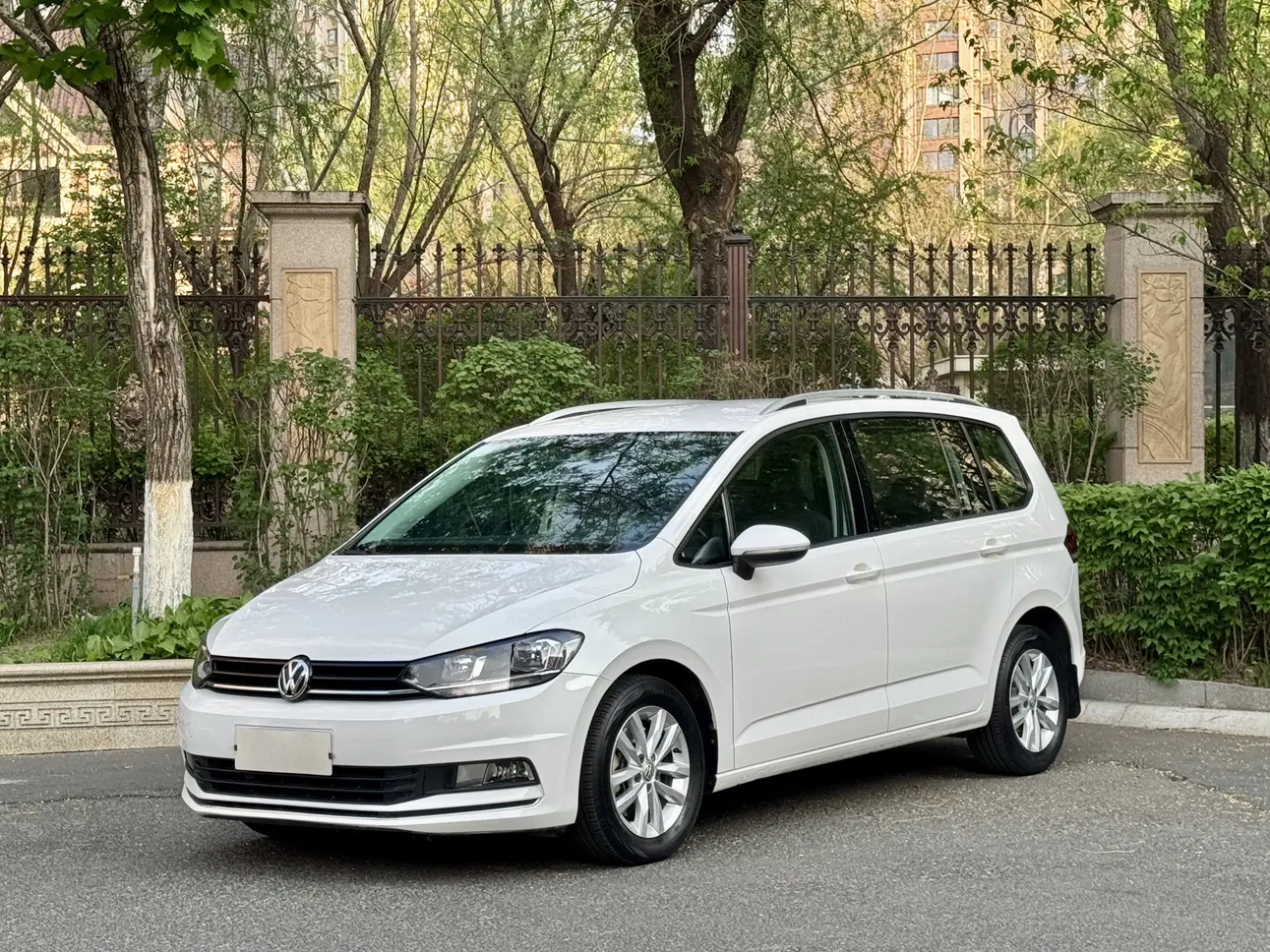 Volkswagen Touran L