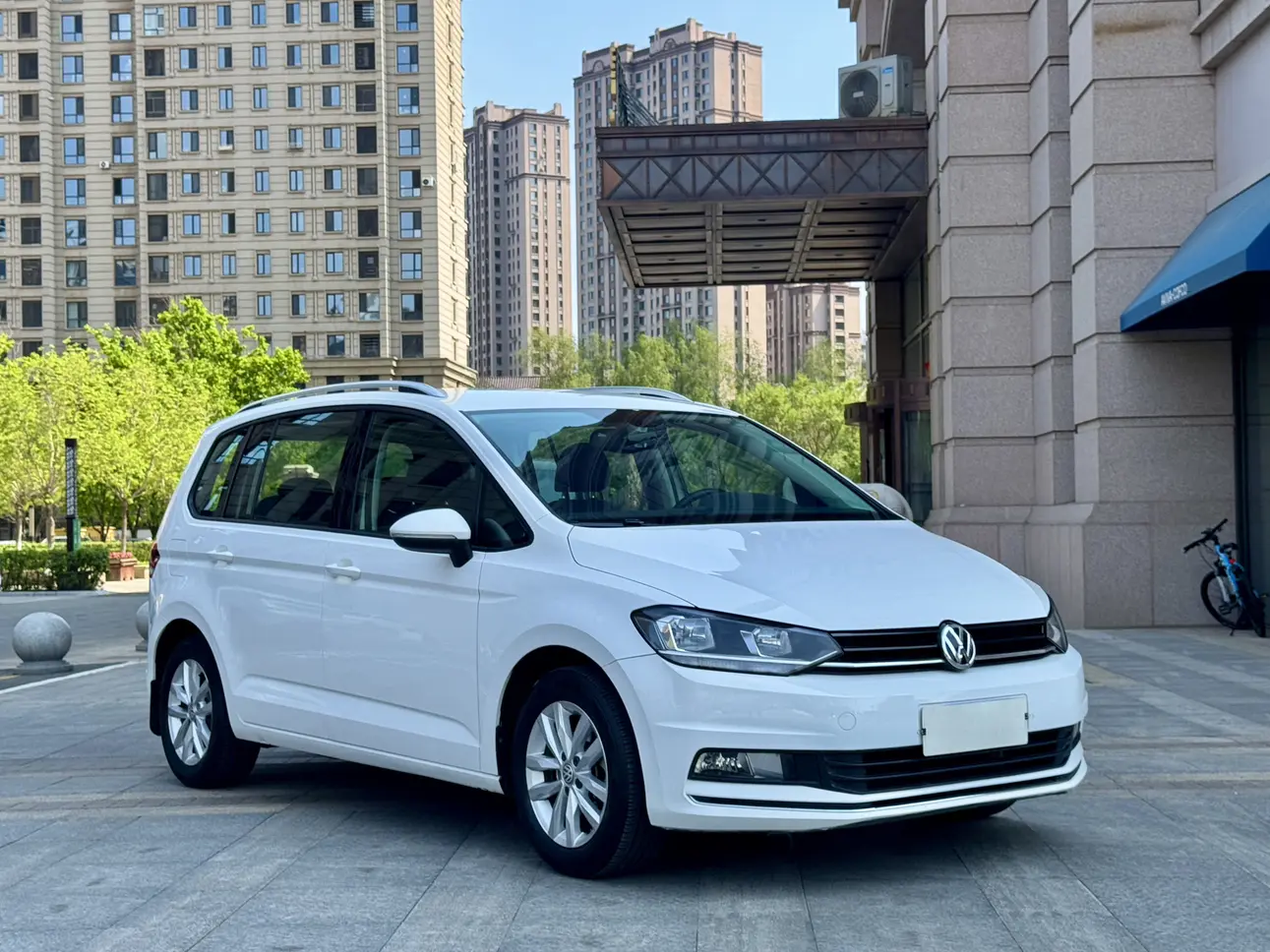 Volkswagen Touran L