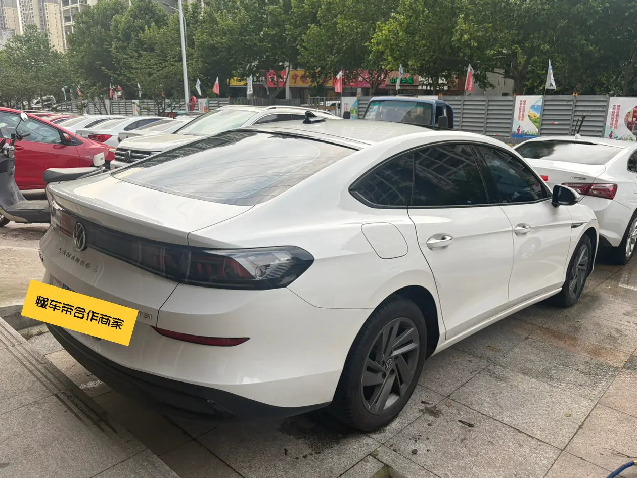 Volkswagen Lamando