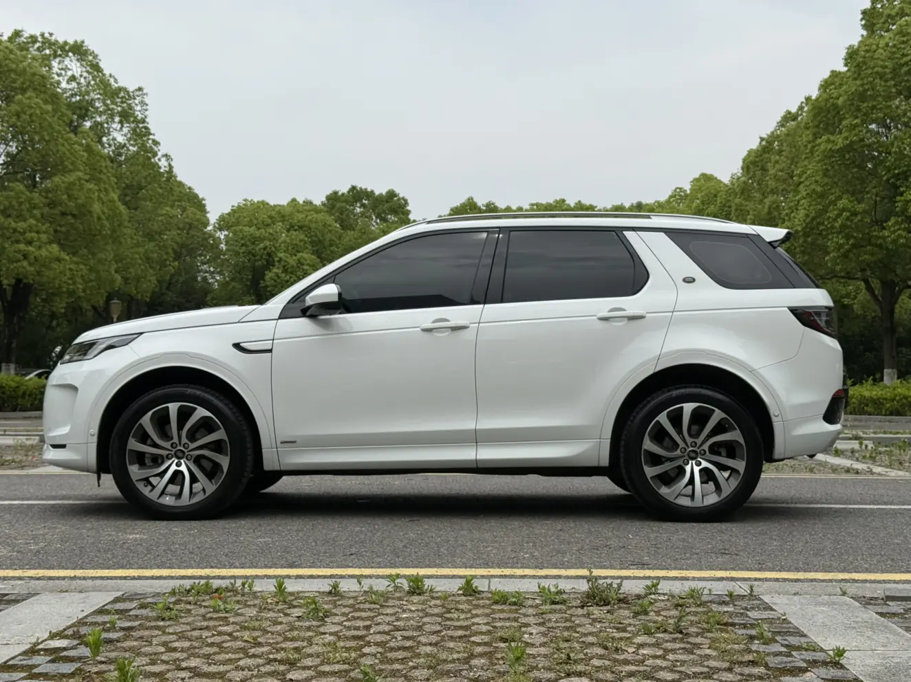 Land Rover Discover Sports