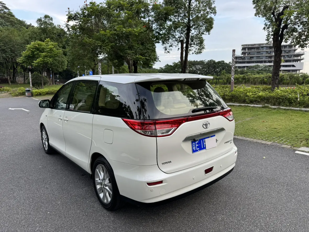 Toyota Previa