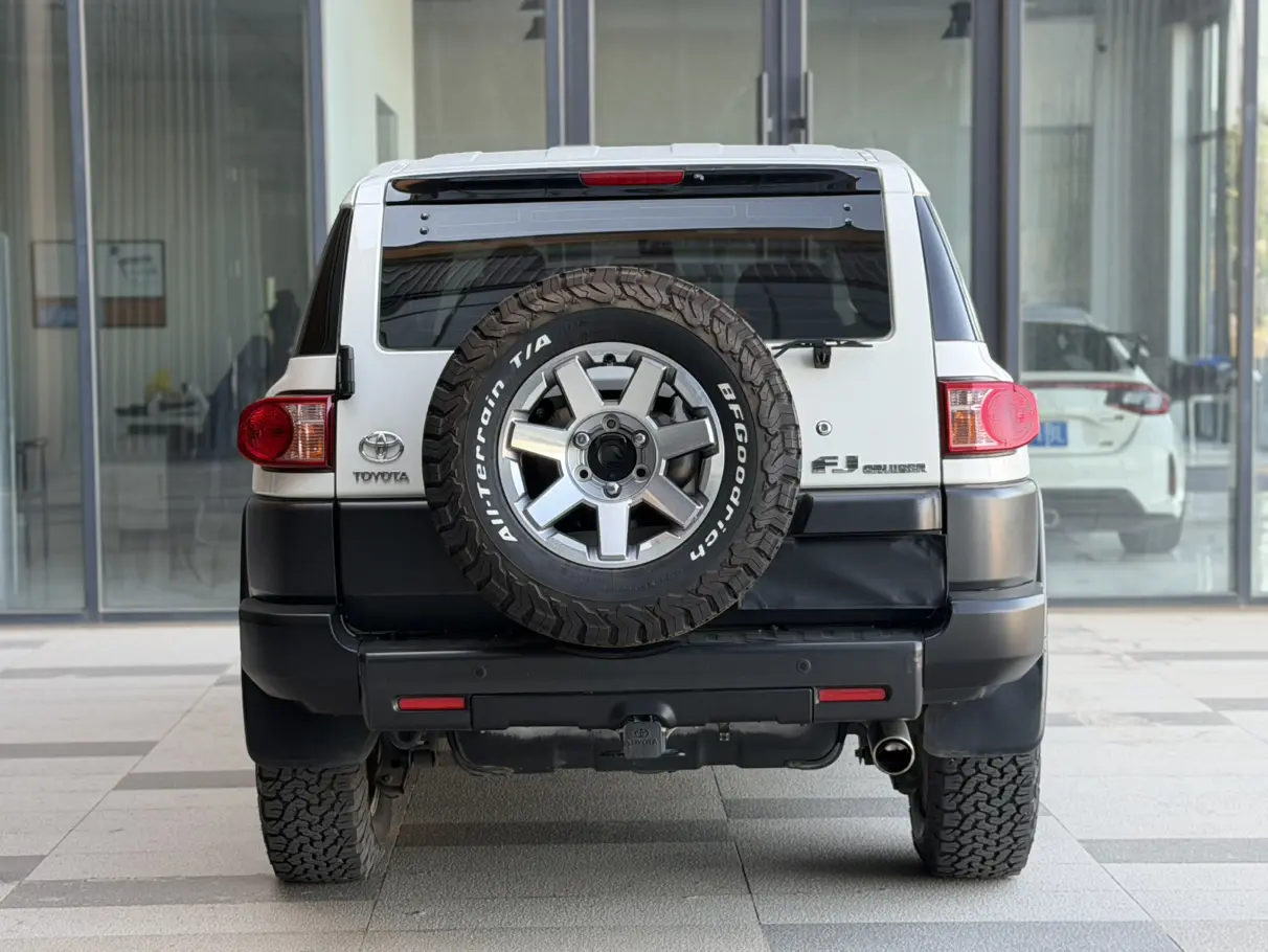 Toyota FJ Cruiser