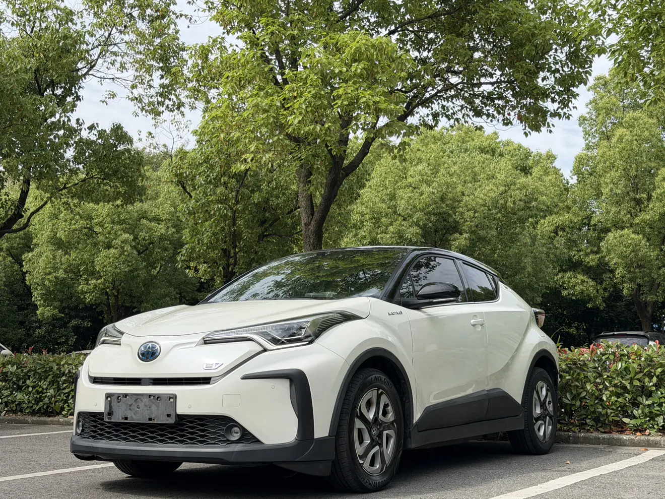 Toyota C-HR EV