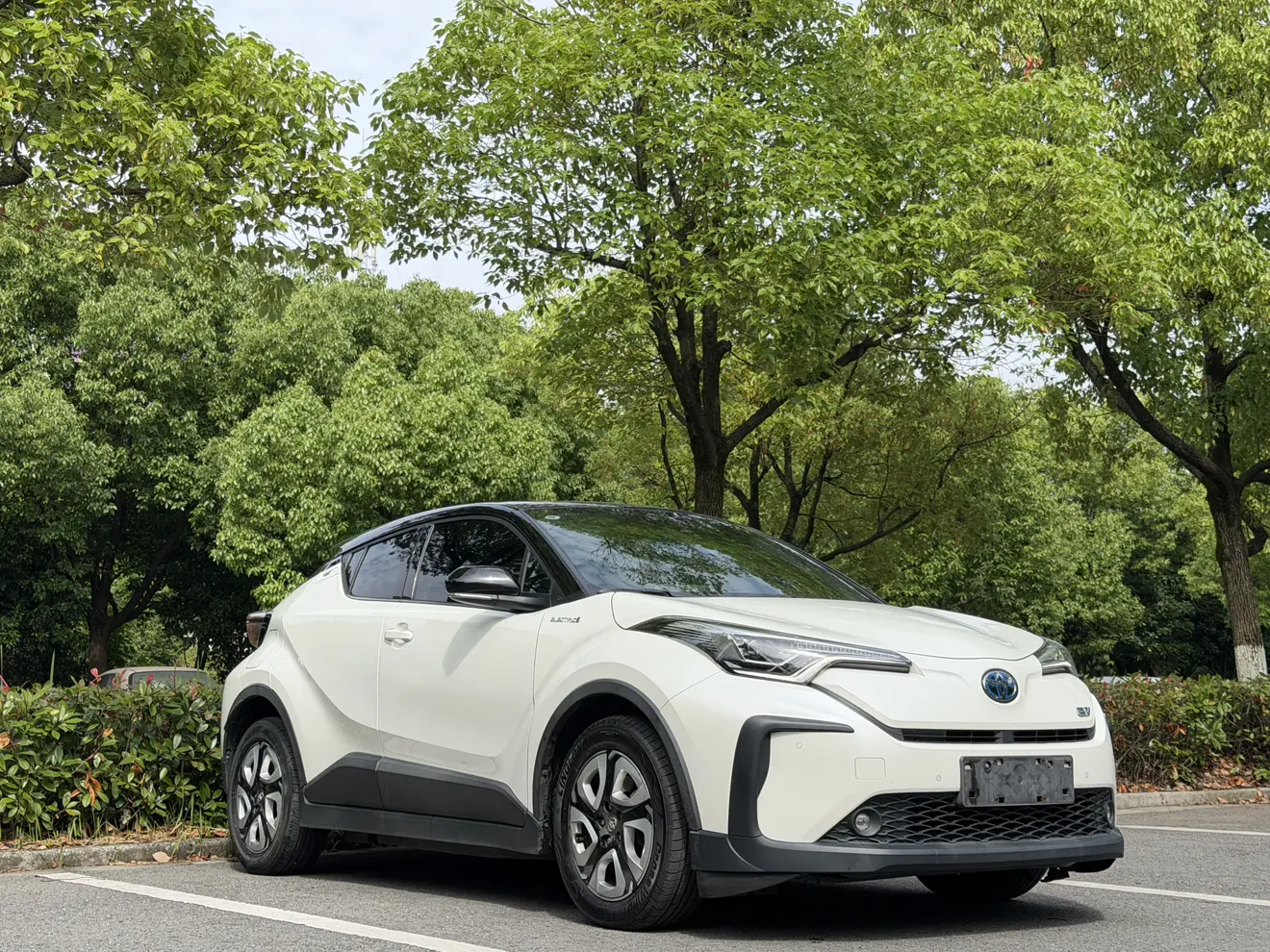 Toyota C-HR EV