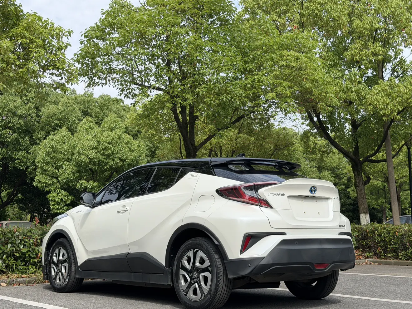 Toyota C-HR EV