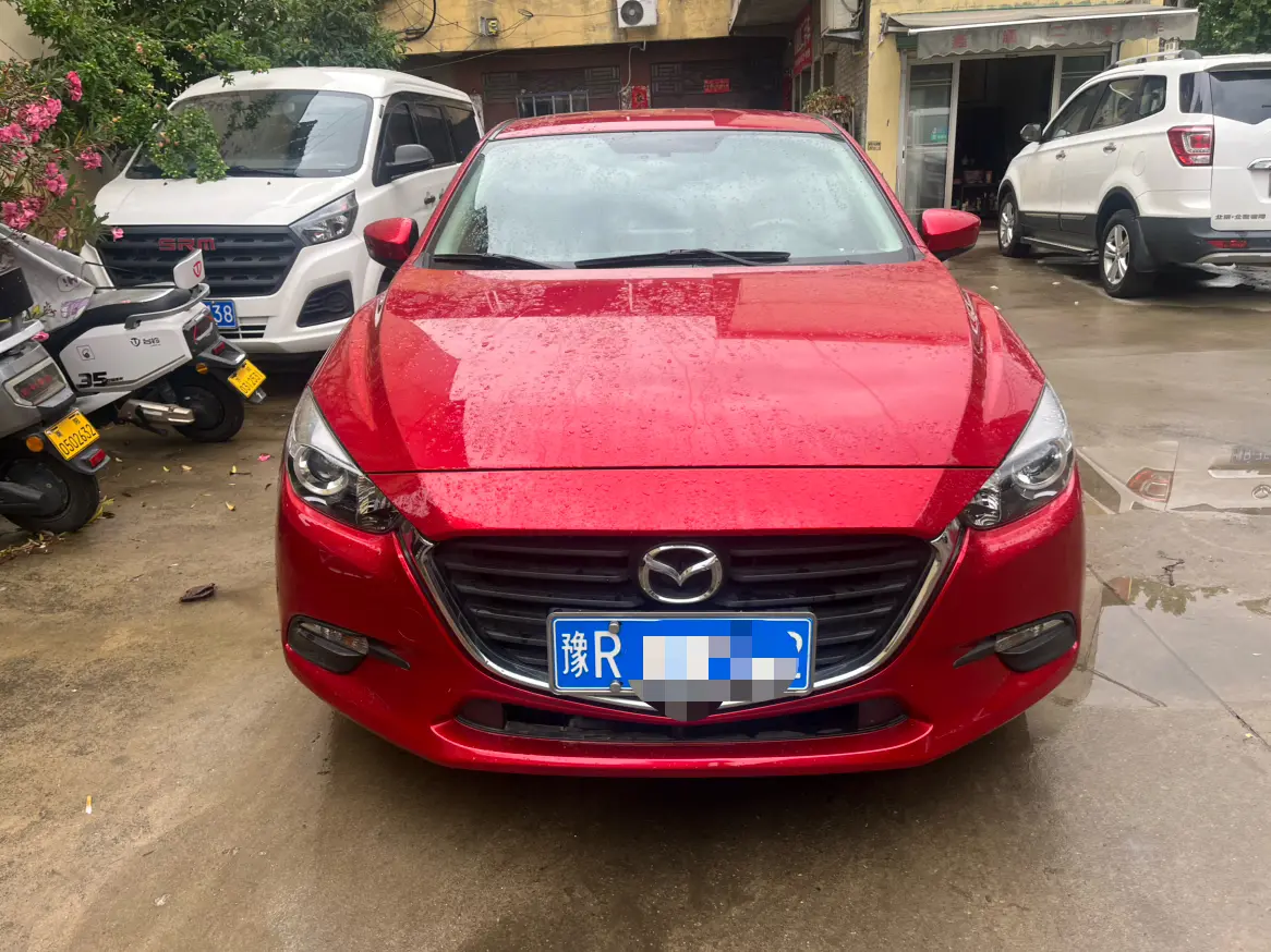 Mazda Axela