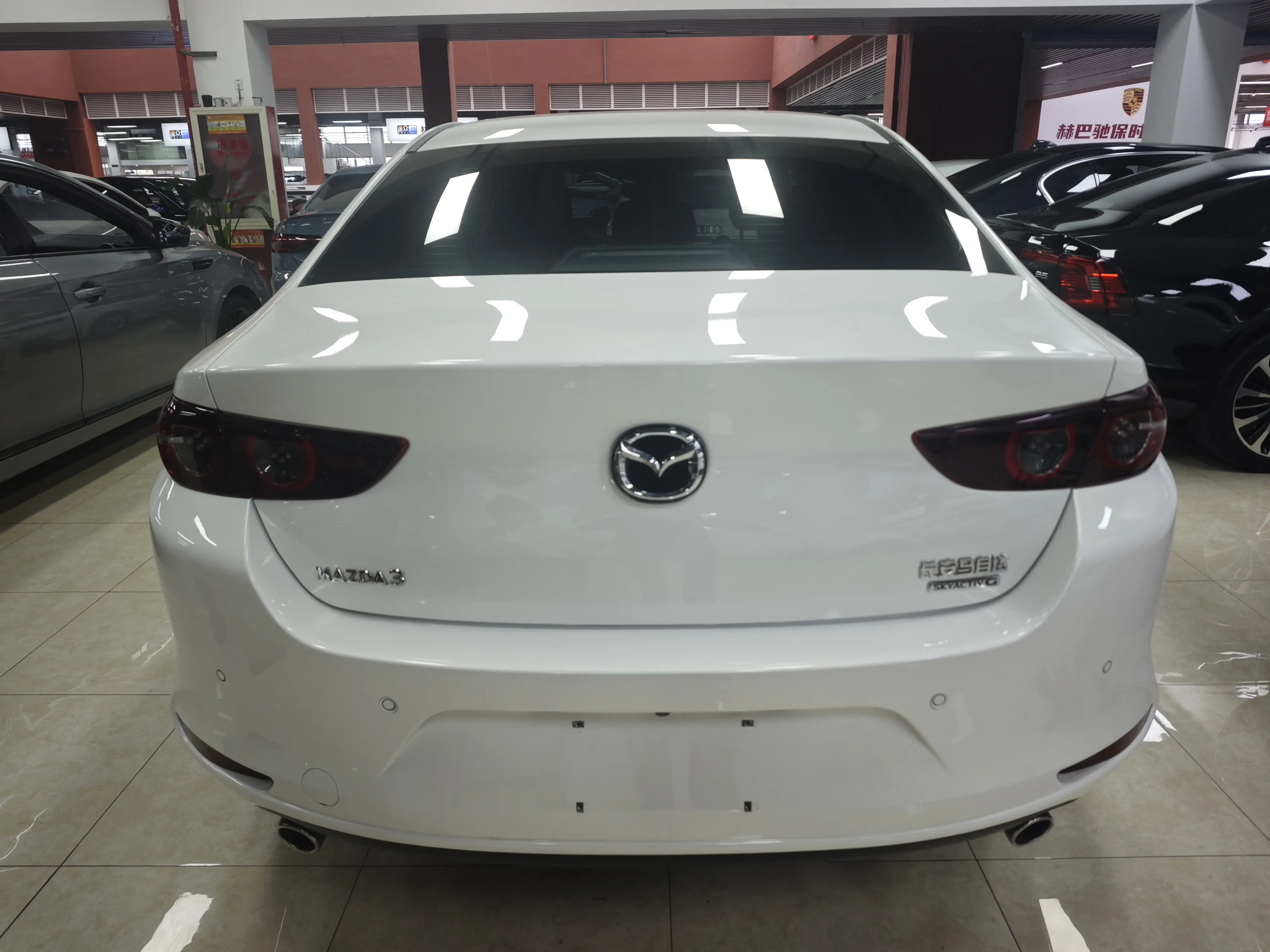 Mazda Axela