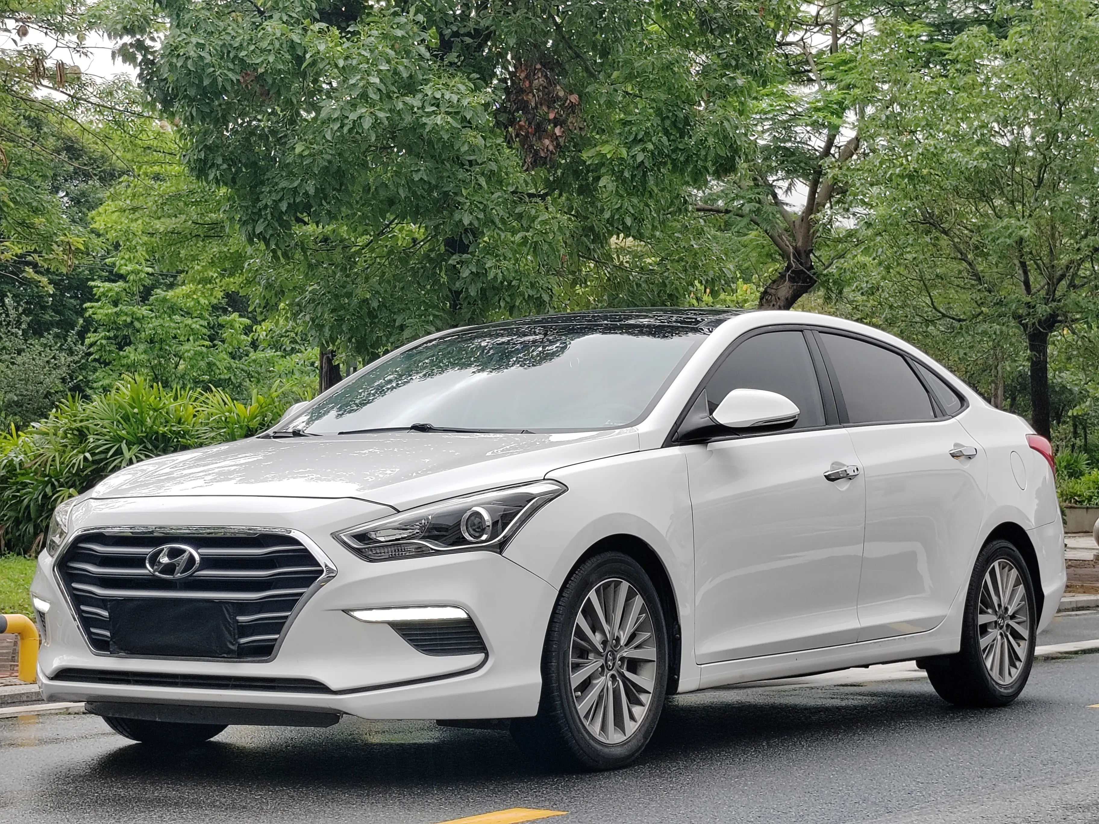 Hyundai Famous pictures