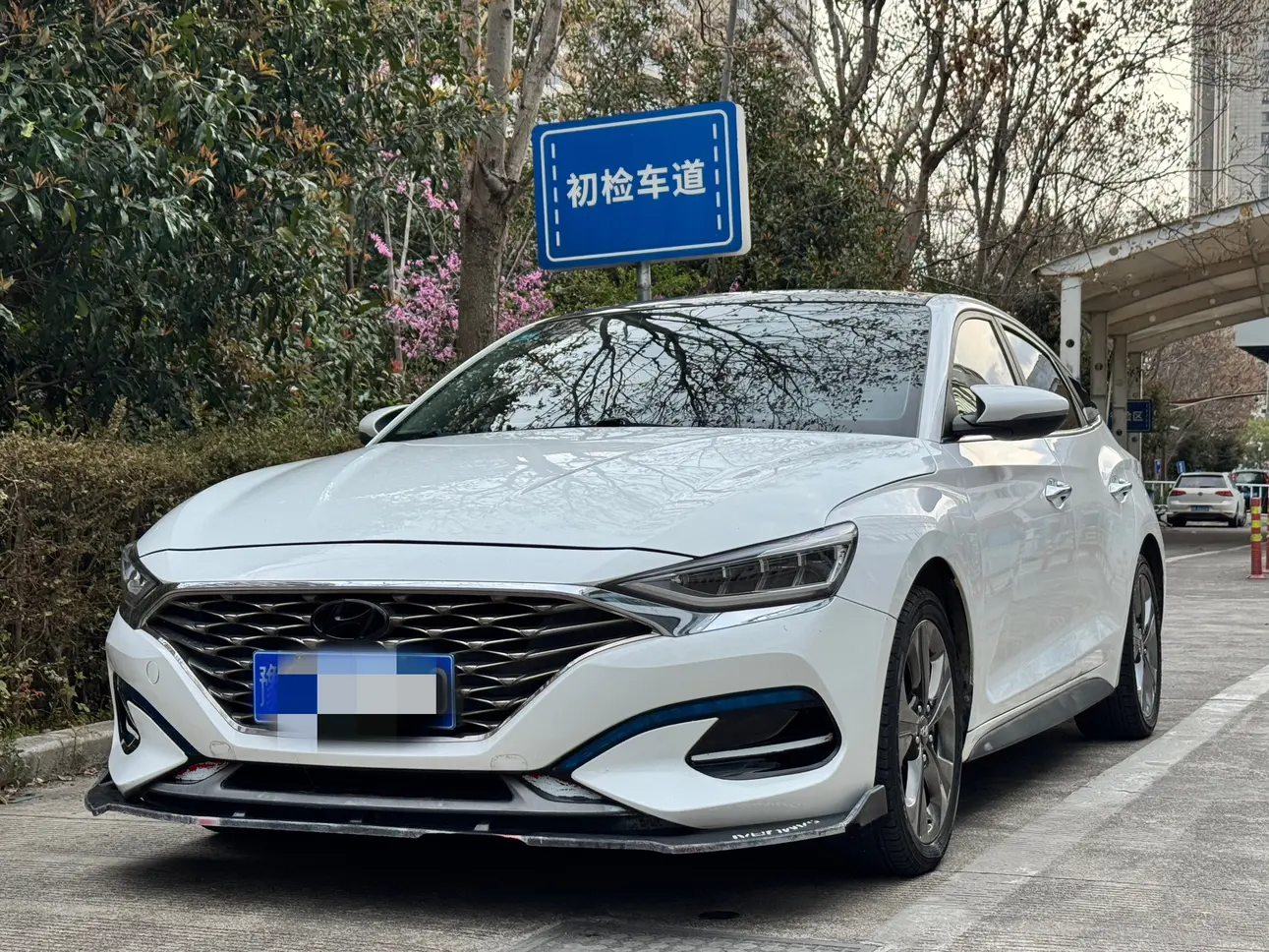 Hyundai Lafesta