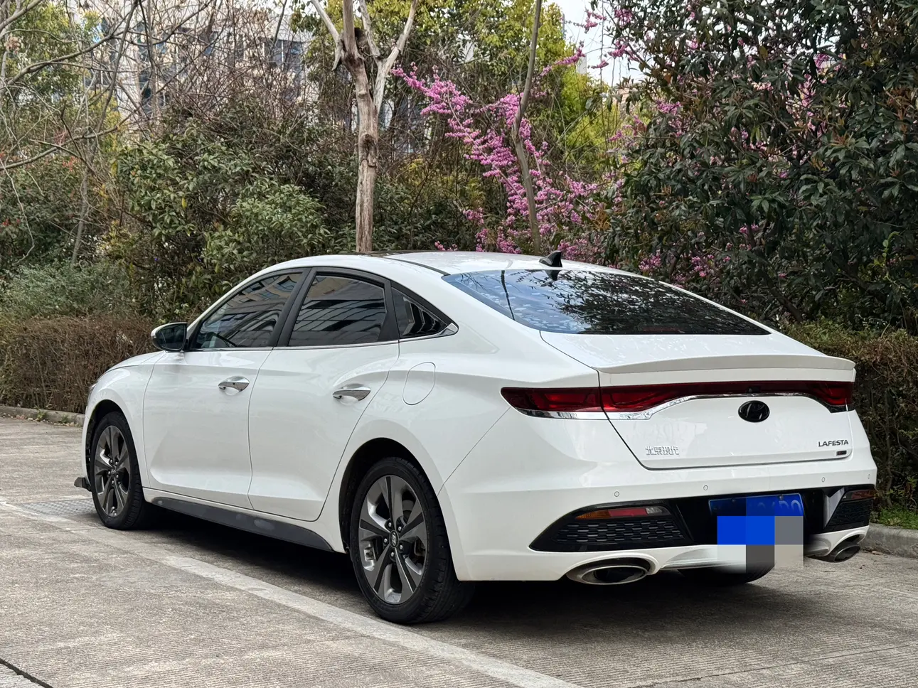 Hyundai Lafesta