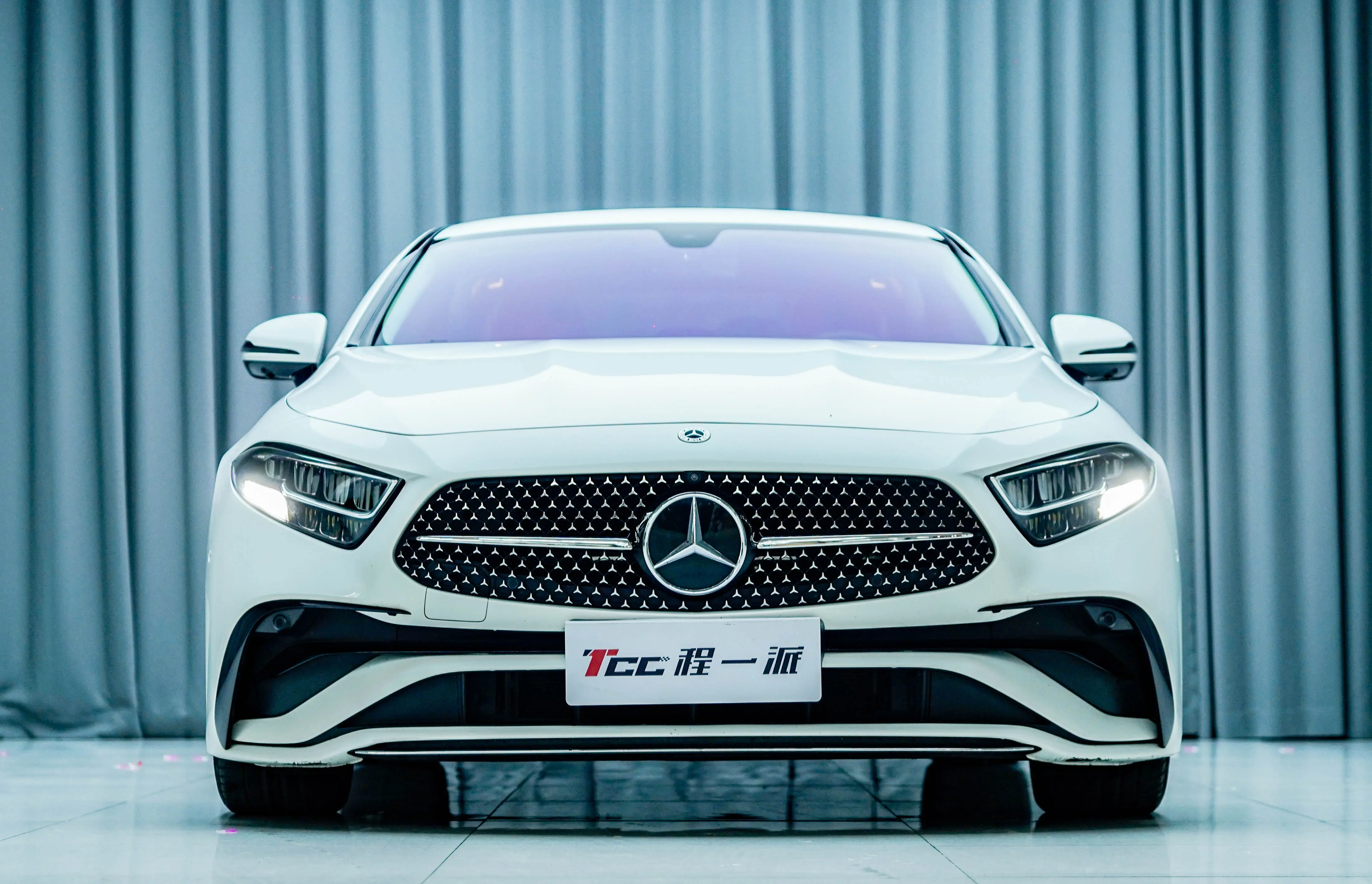 Mercedes-Benz Mercedes Benz CLS