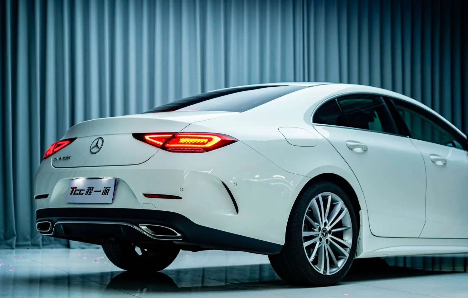 Mercedes-Benz Mercedes Benz CLS