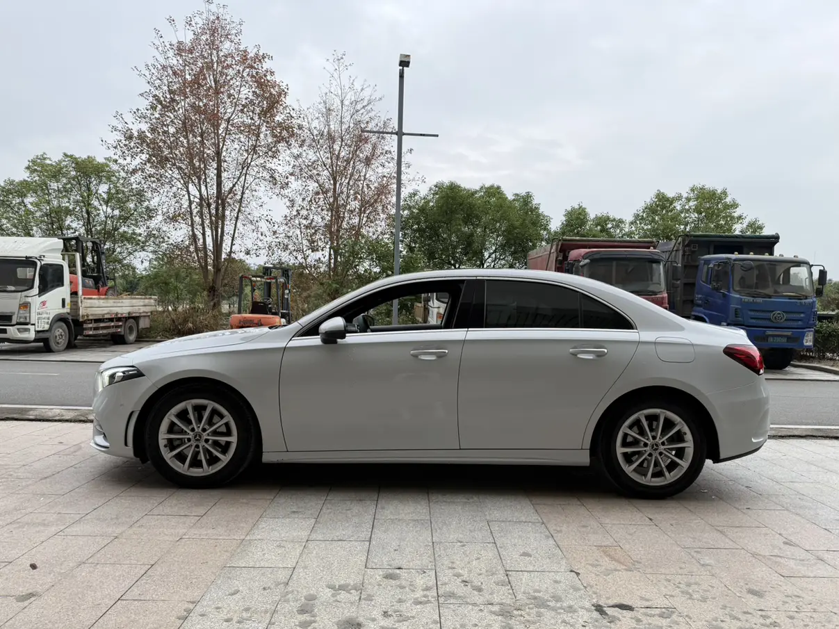 Mercedes-Benz Mercedes Benz A Class