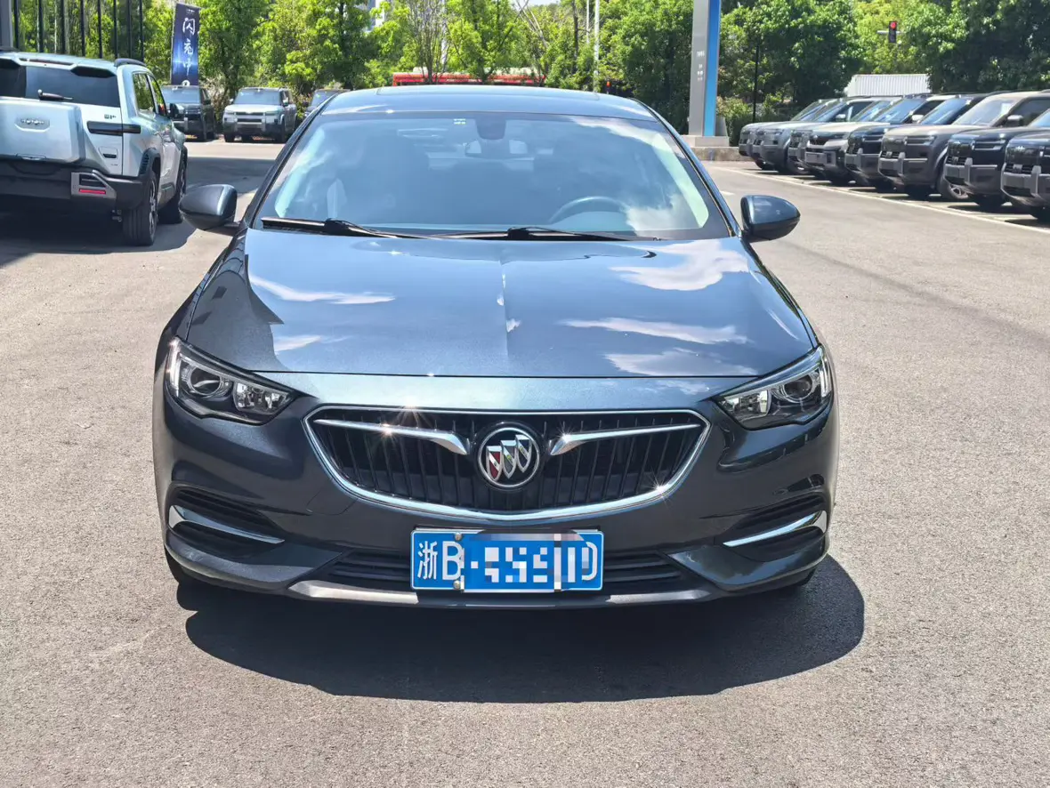 Buick Majesty