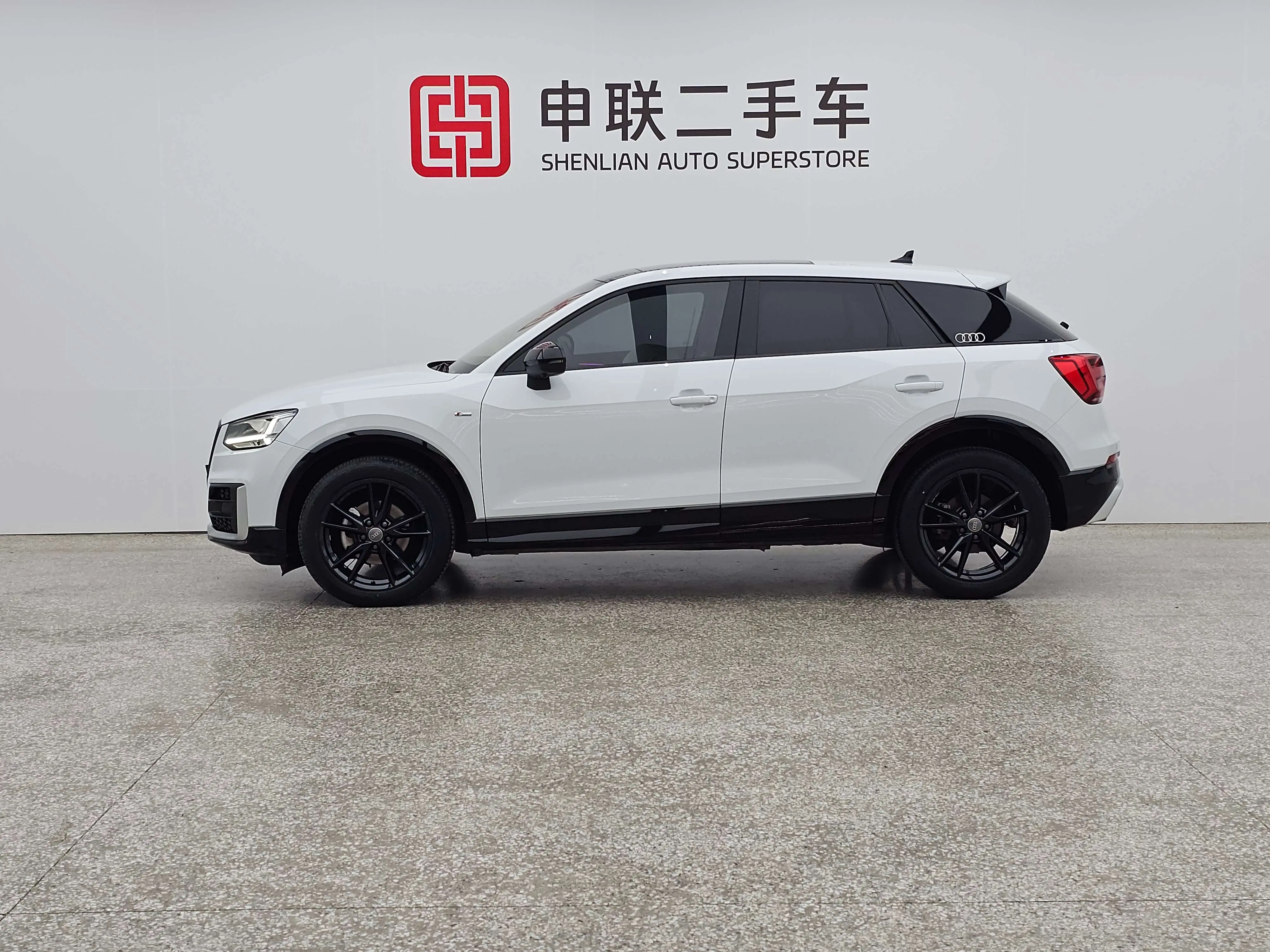 Audi Q2L