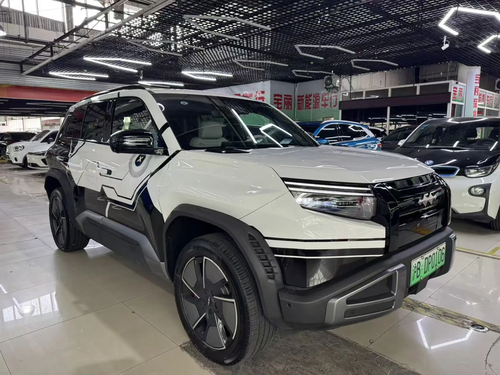 BYD Leopard Titanium 3