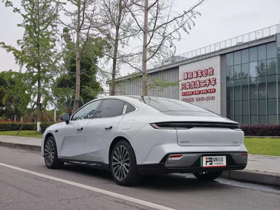 Geely Galaxy Star 8 PHEV