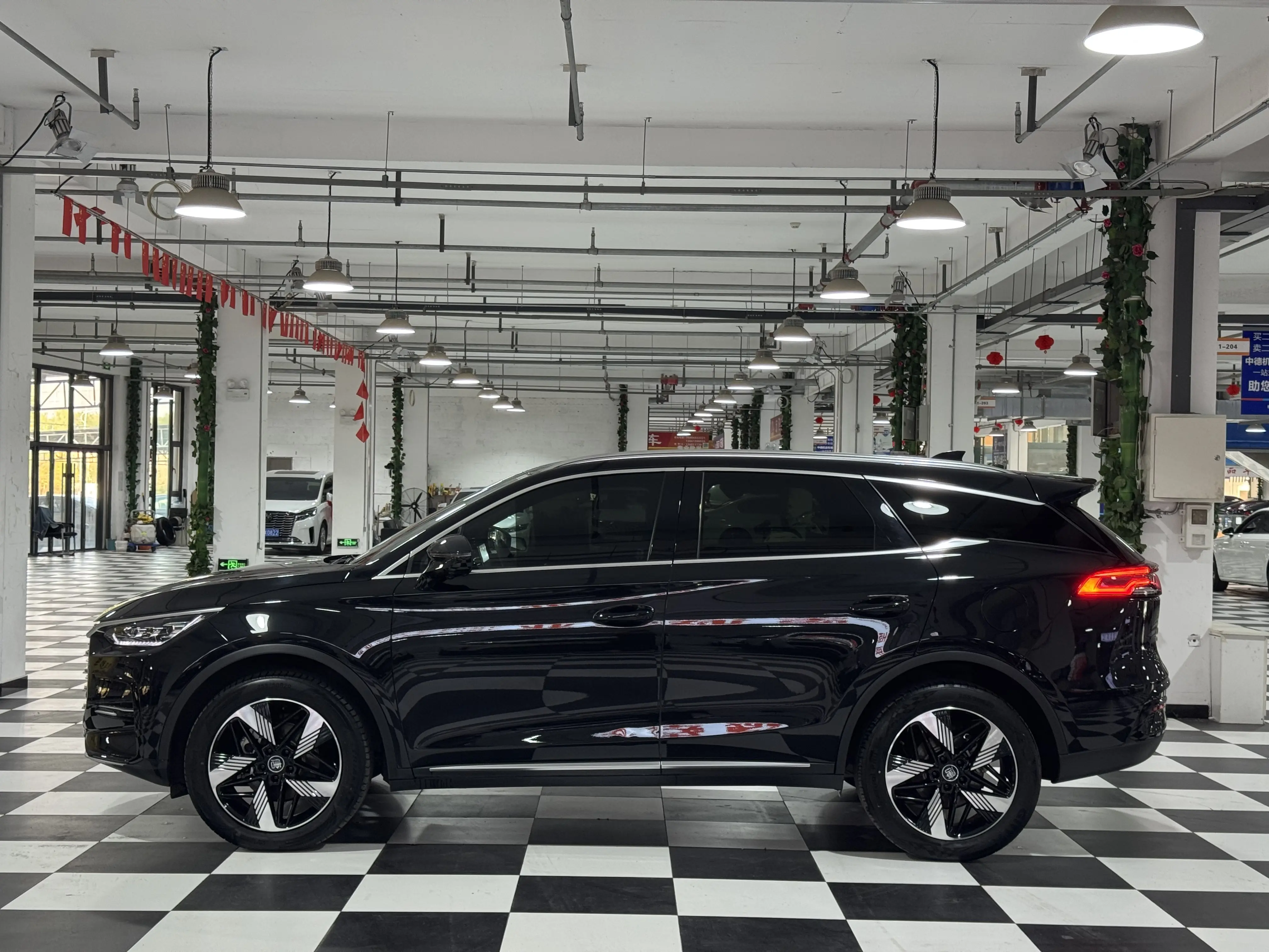 BYD Tang DM