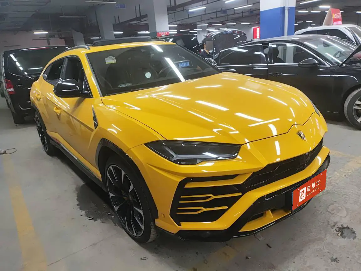 Lamborghini Urus