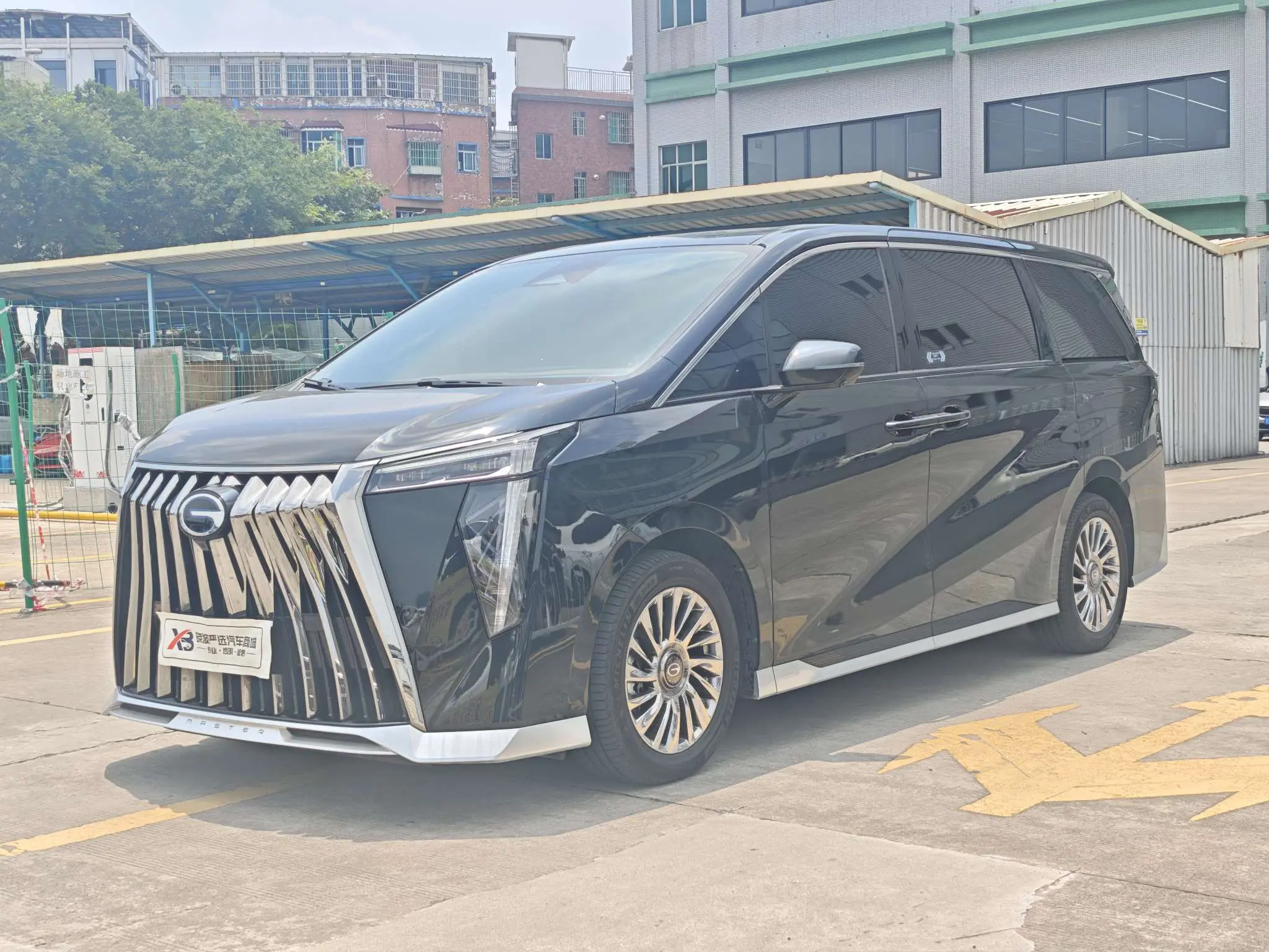 GAC Trumpchi M8