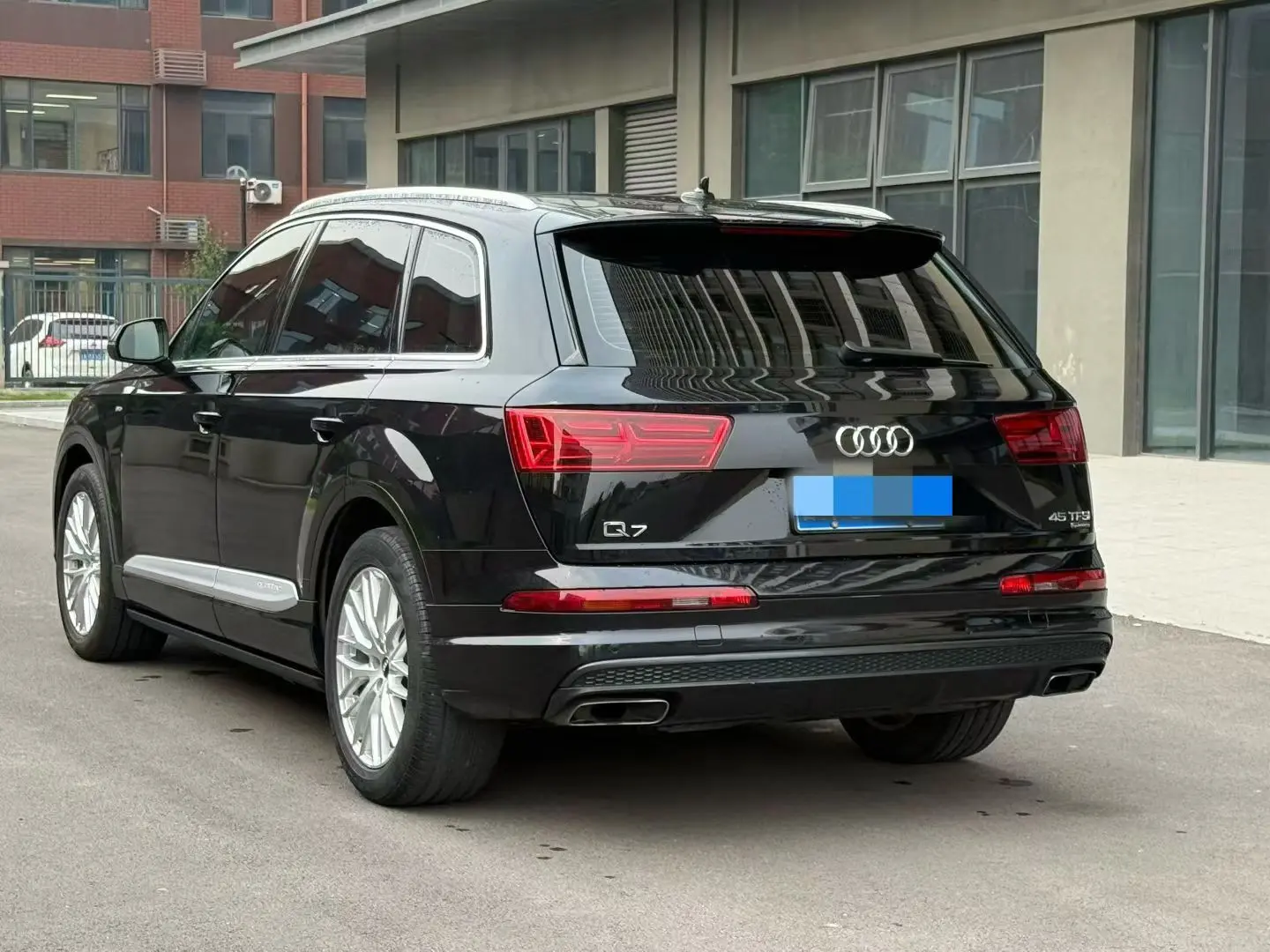 Audi Q7