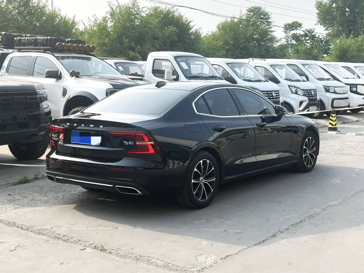 Volvo S60