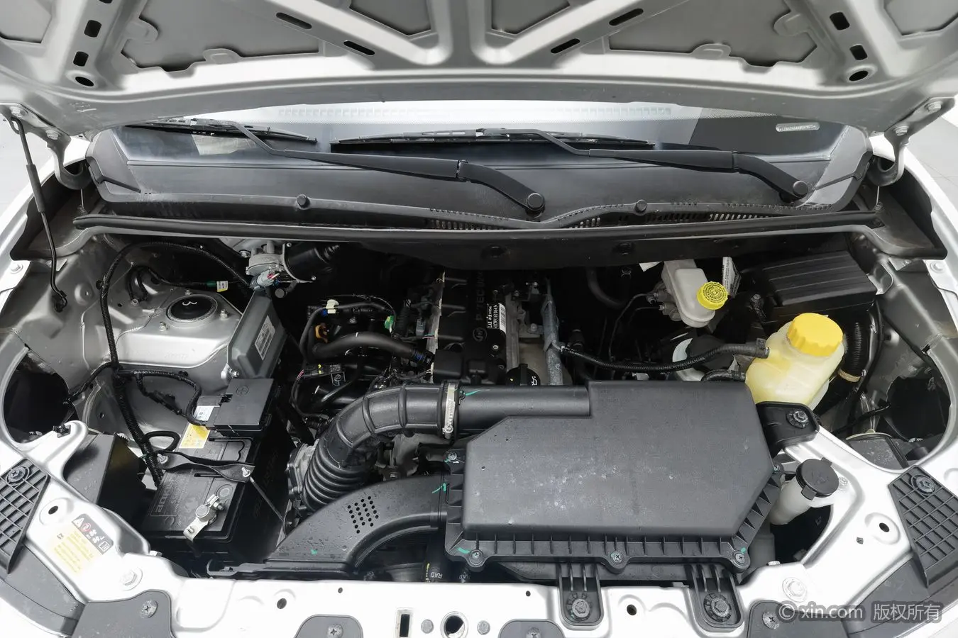 Wuling Hongguang V