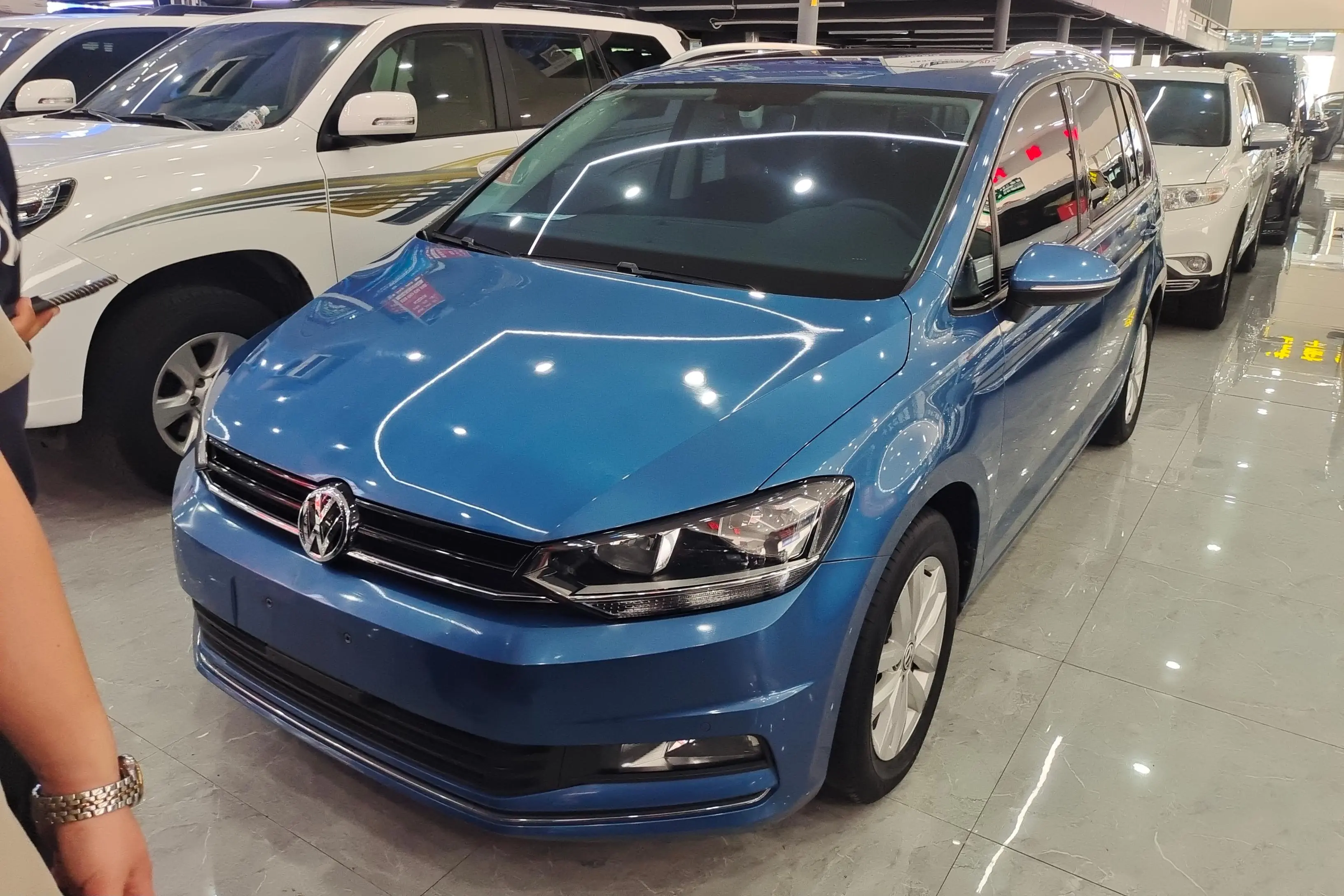Volkswagen Touran L