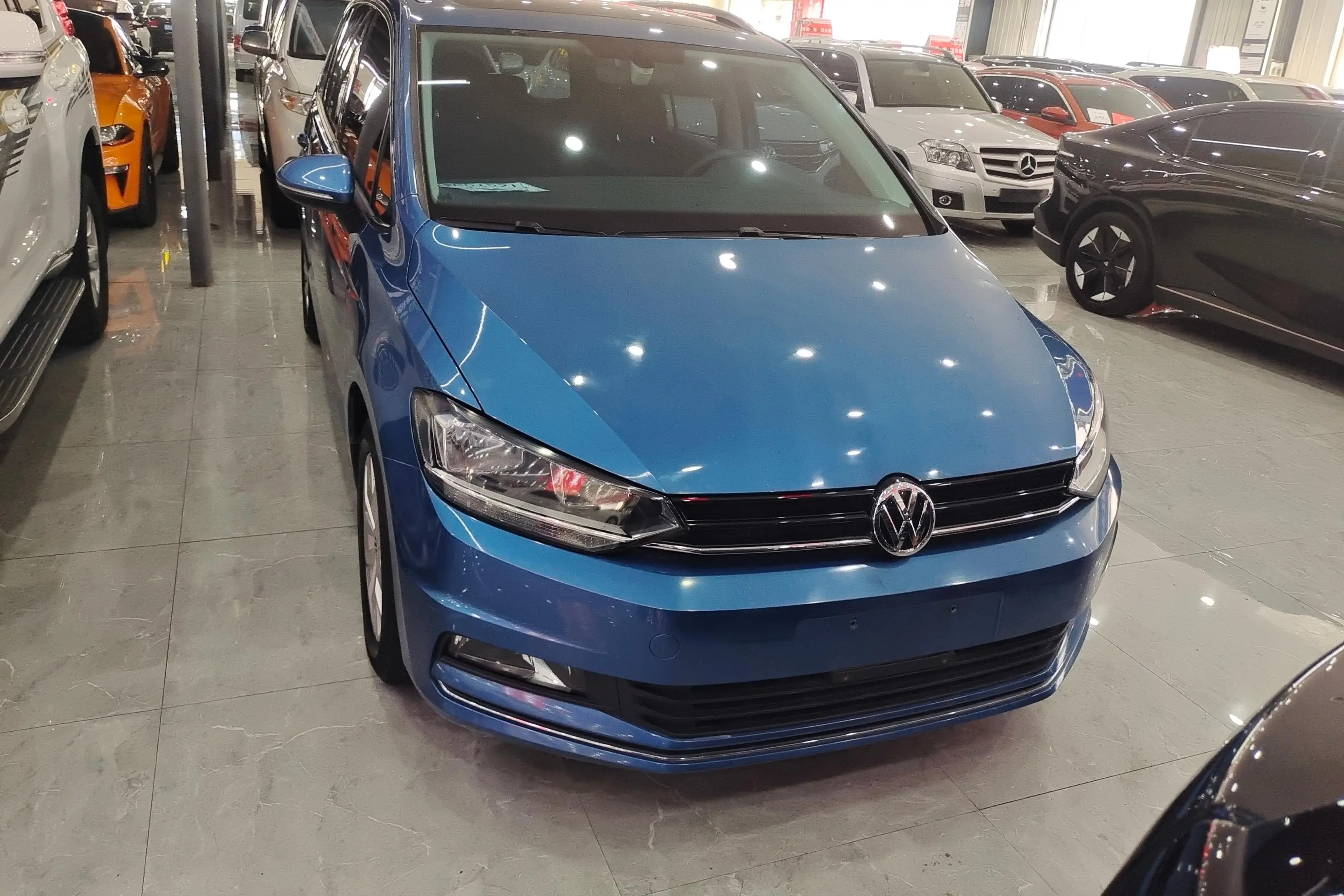 Volkswagen Touran L