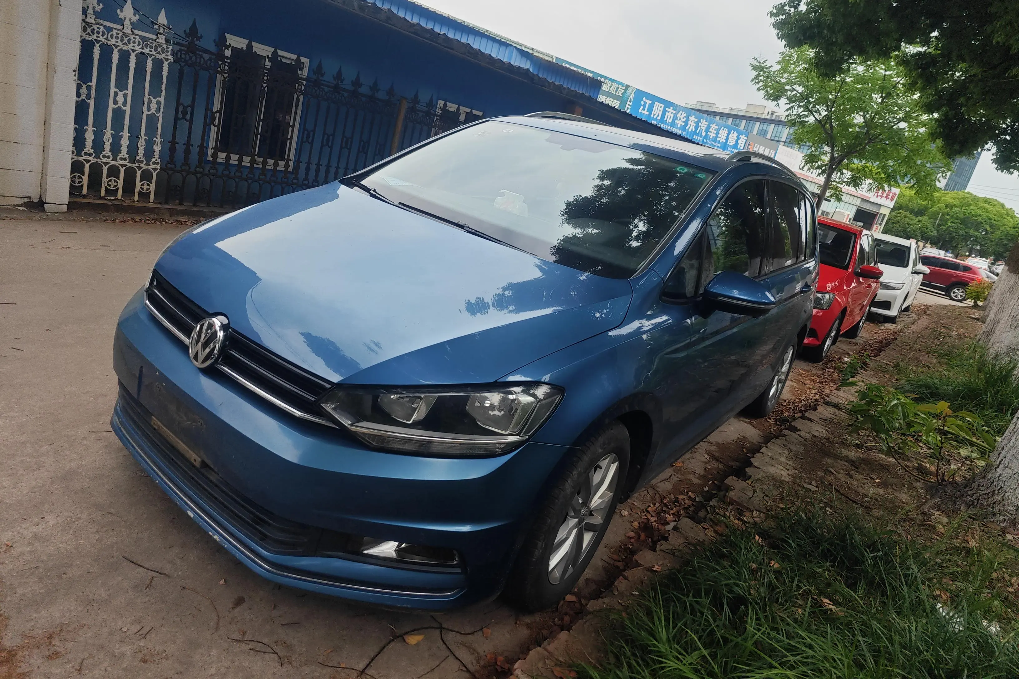 Volkswagen Touran L