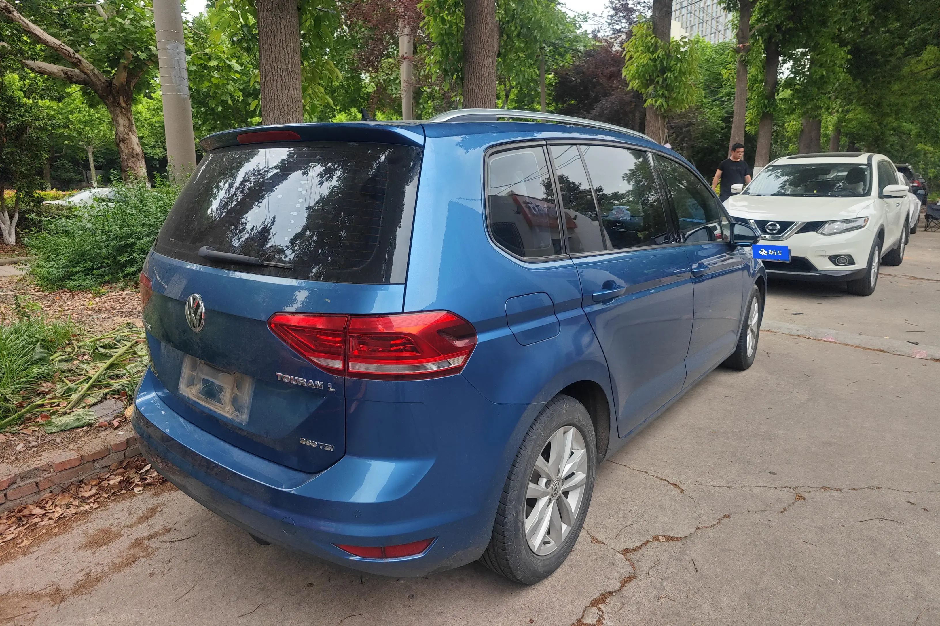 Volkswagen Touran L