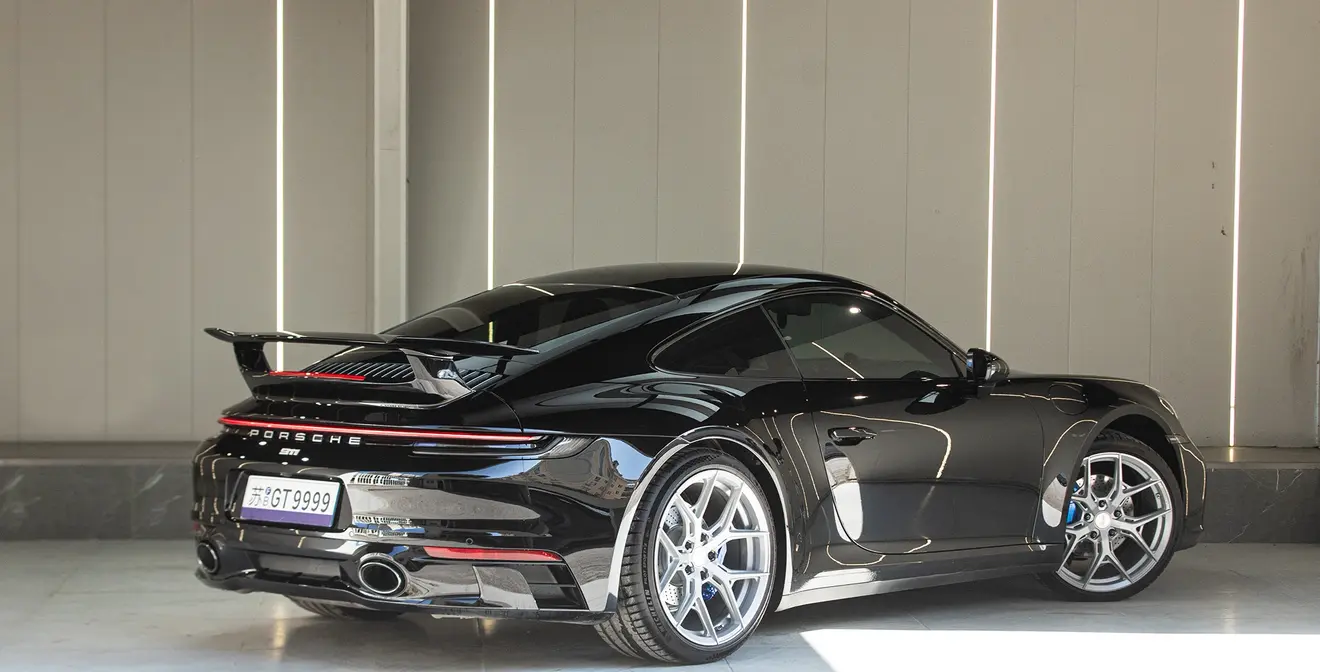 Porsche 911