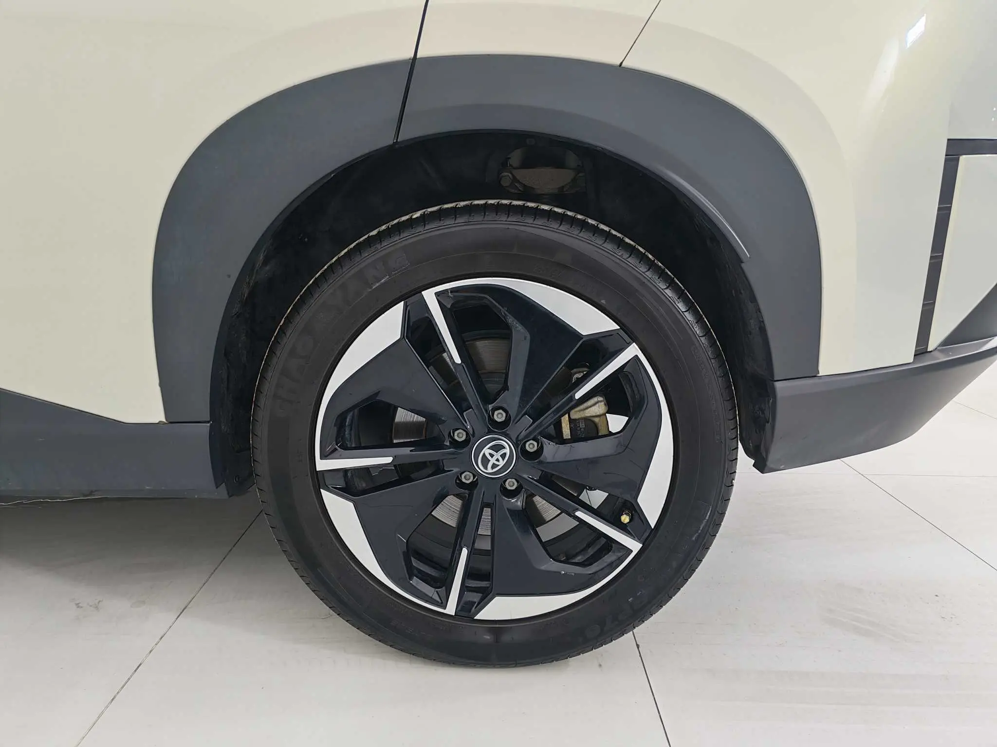 Toyota Bozhi 3X
