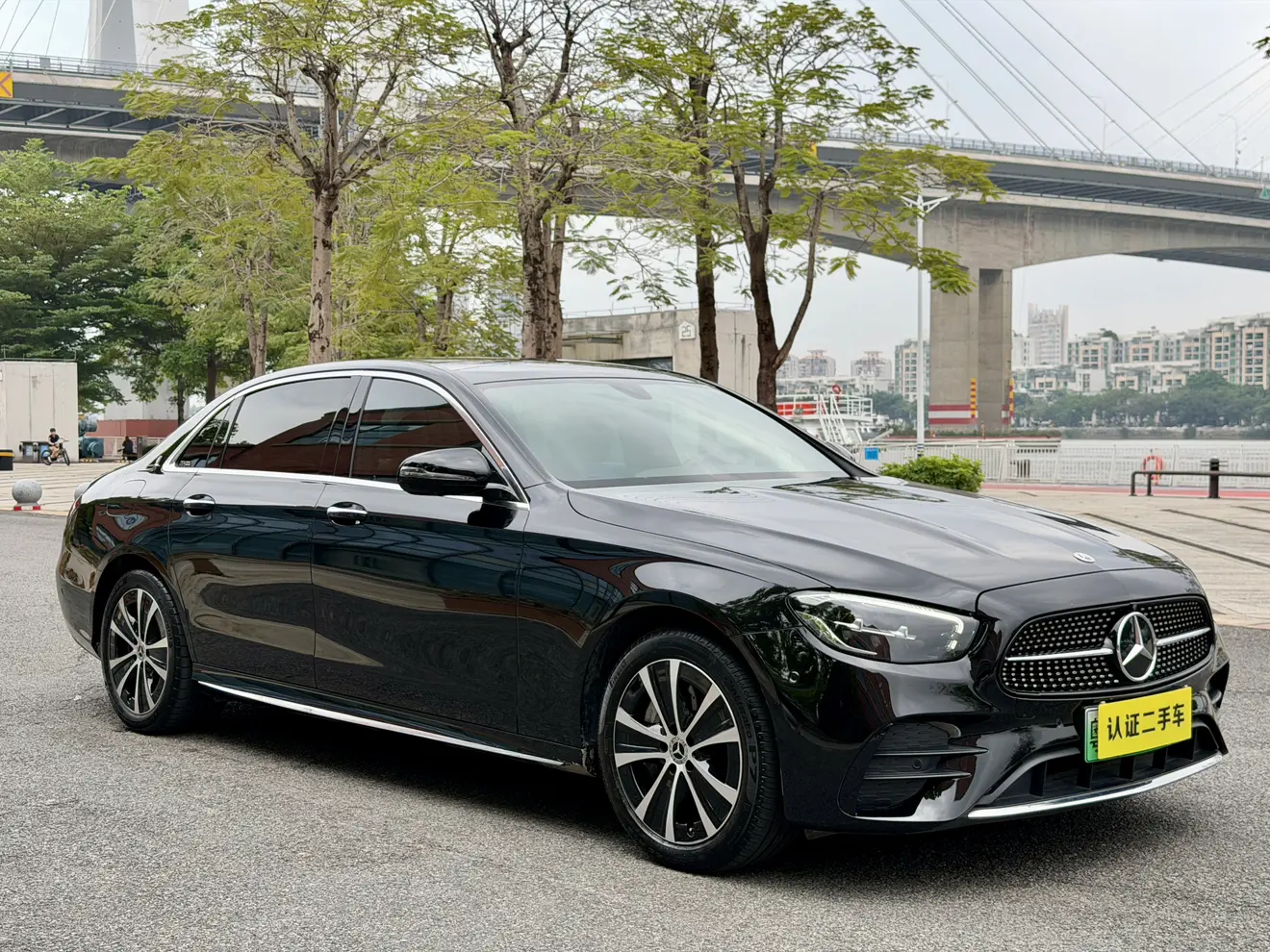 Mercedes-Benz E-Class PHEV