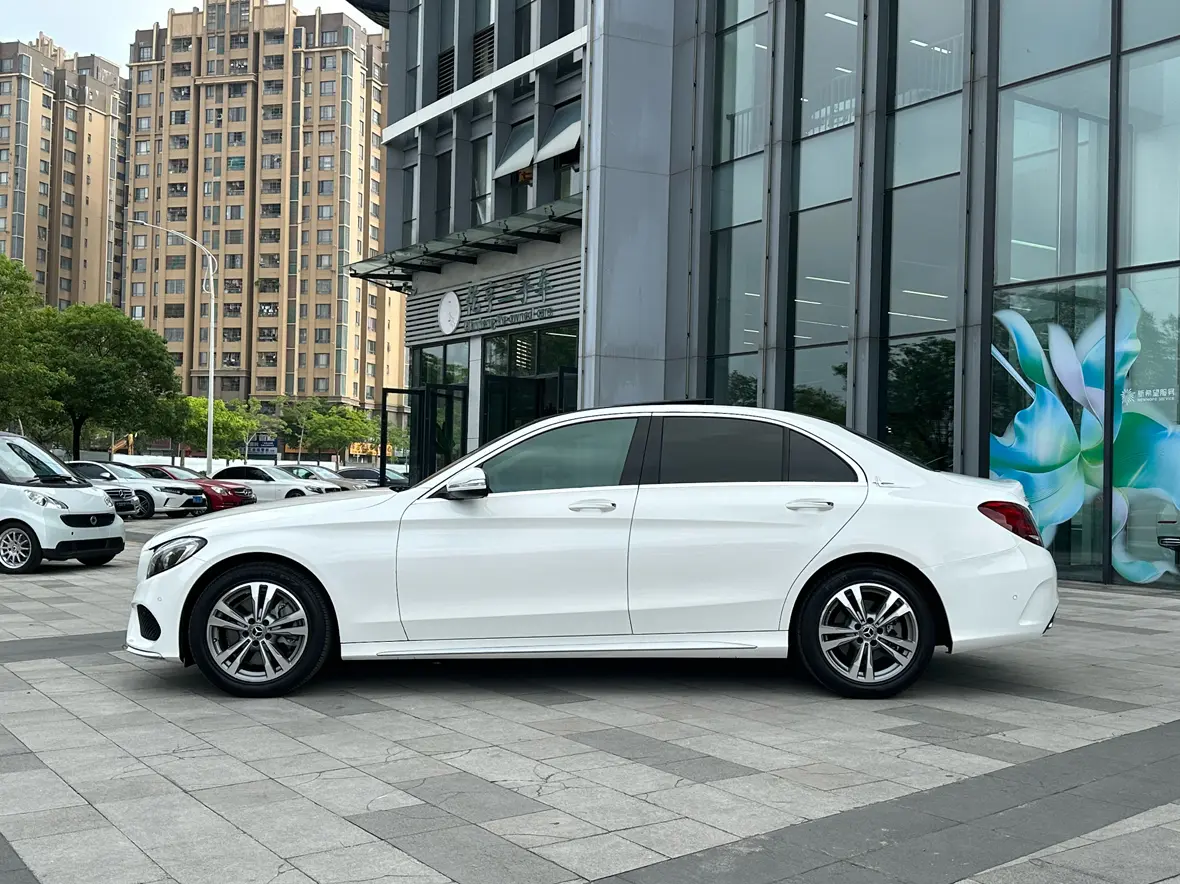 Mercedes-Benz Mercedes Benz C Class