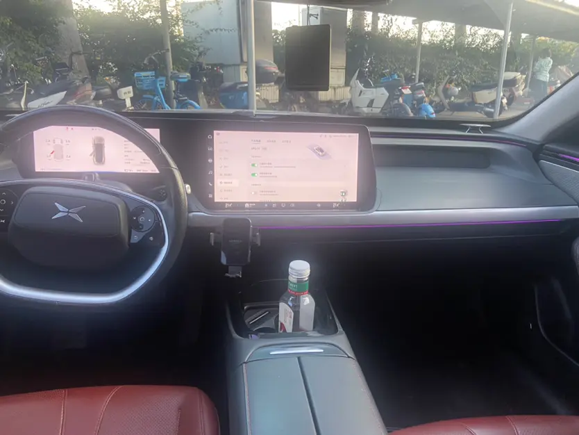 Xpeng P7
