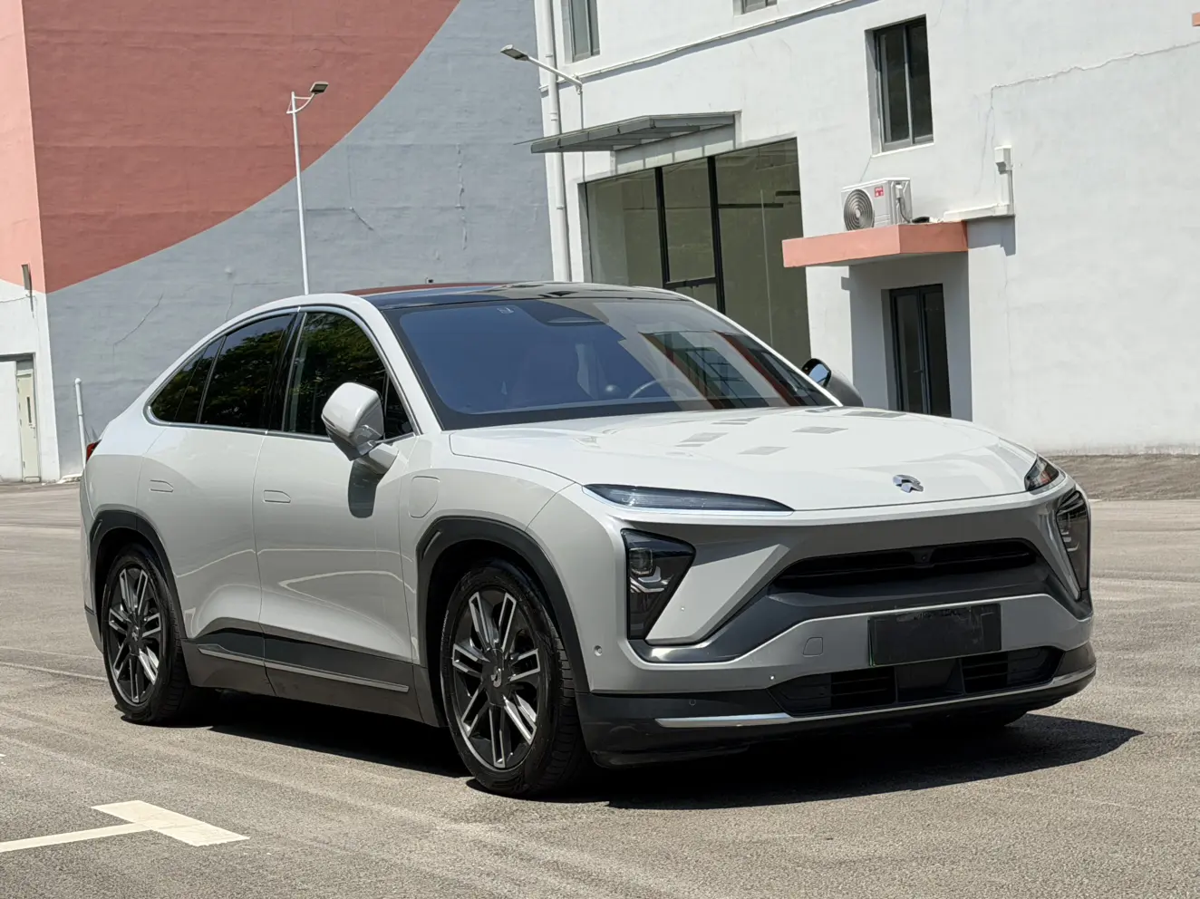 NIO EC6