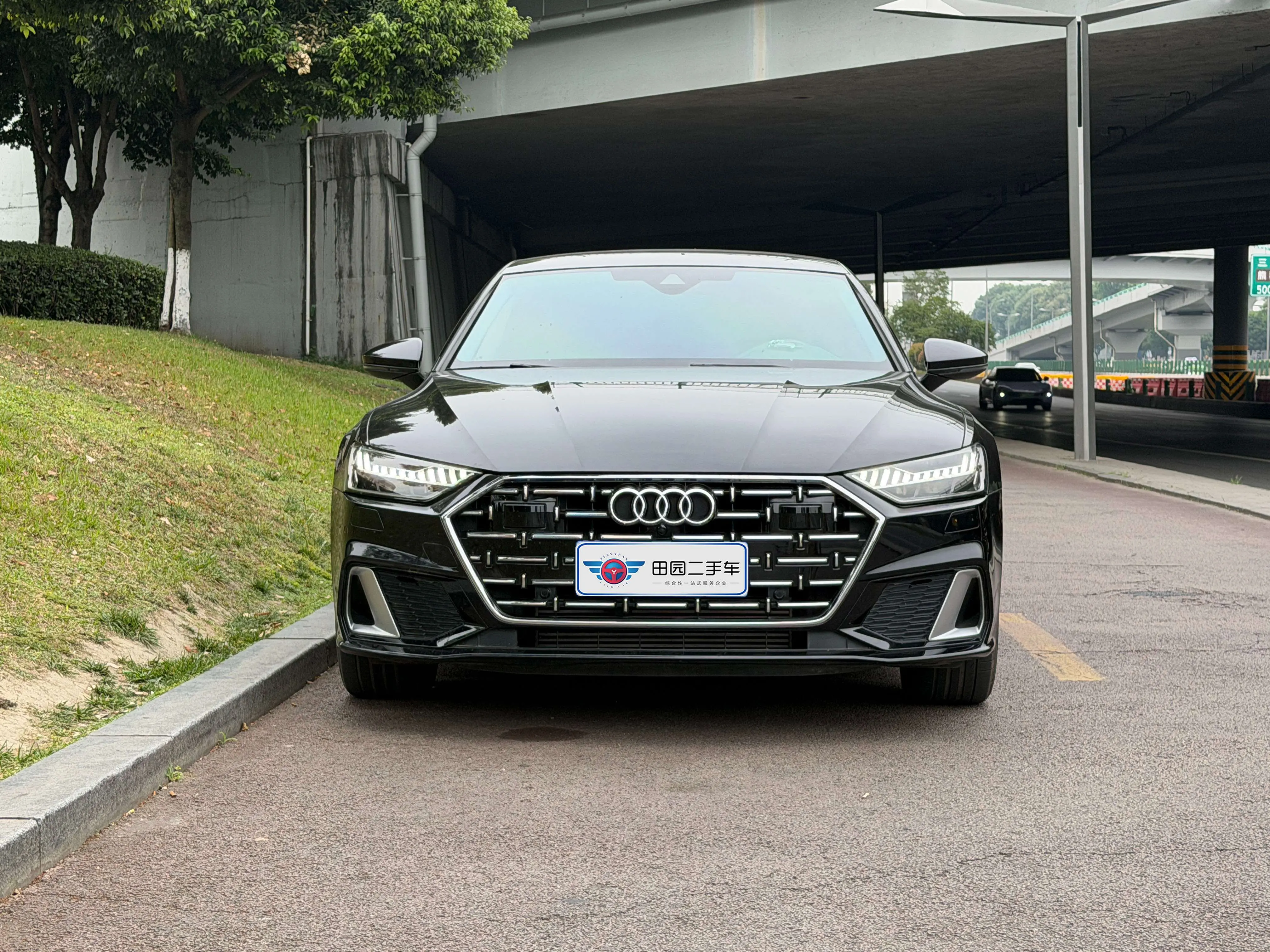Audi A7L