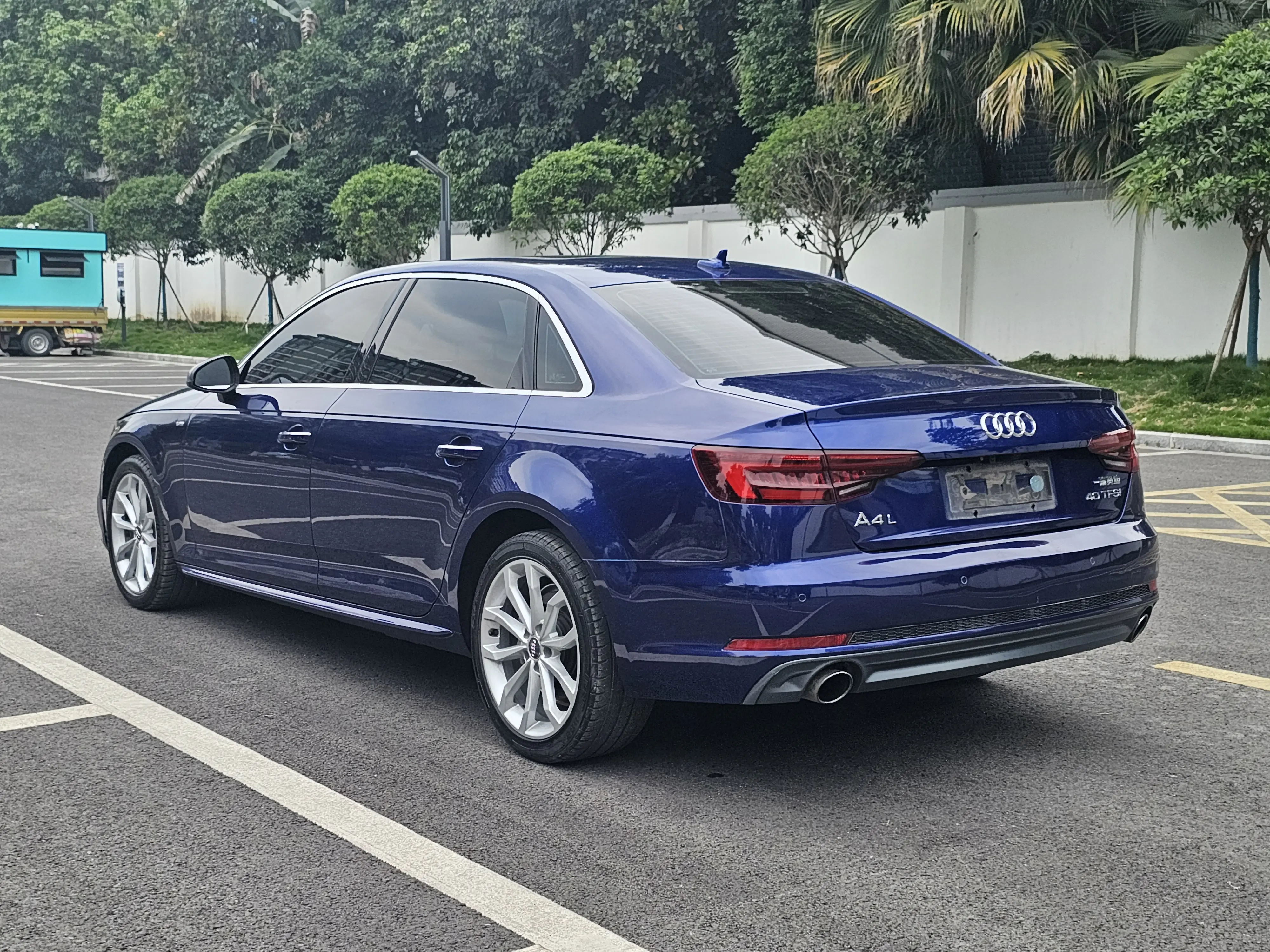 Audi A4L