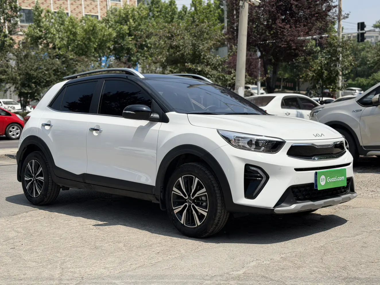 Kia KX1