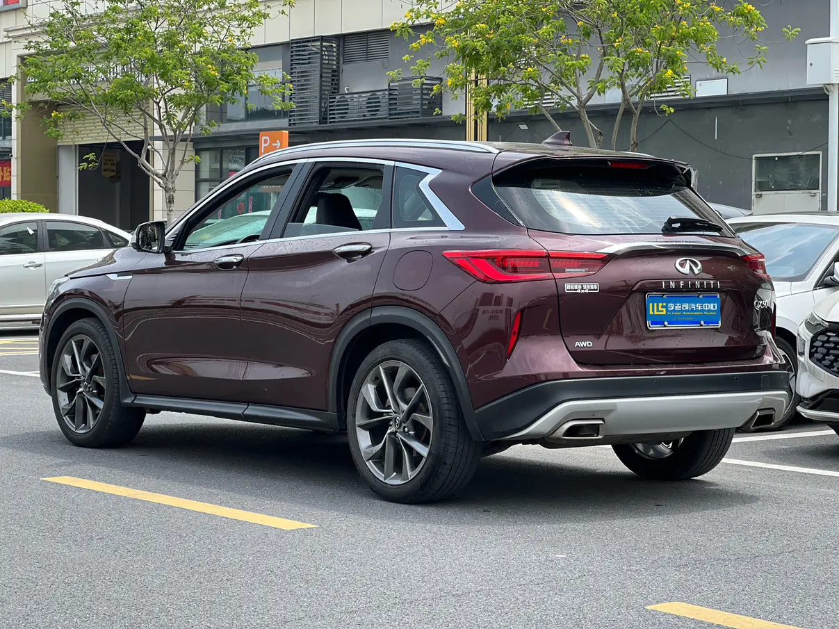 Infiniti QX50
