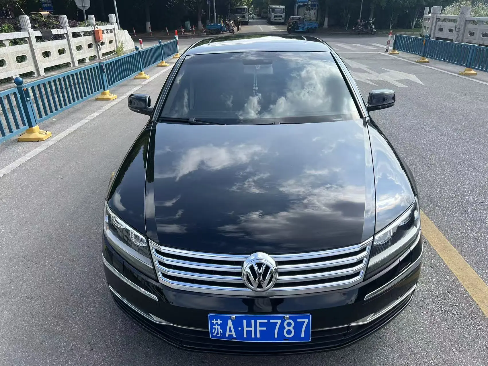 Volkswagen Phaeton / Phideon