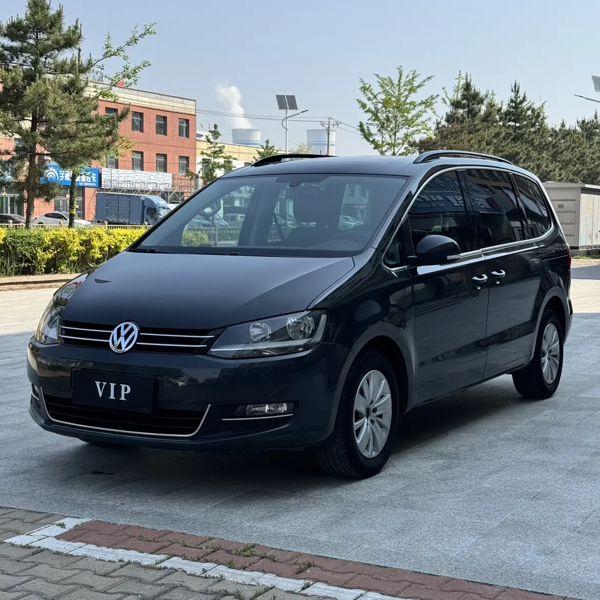 Volkswagen Sharon